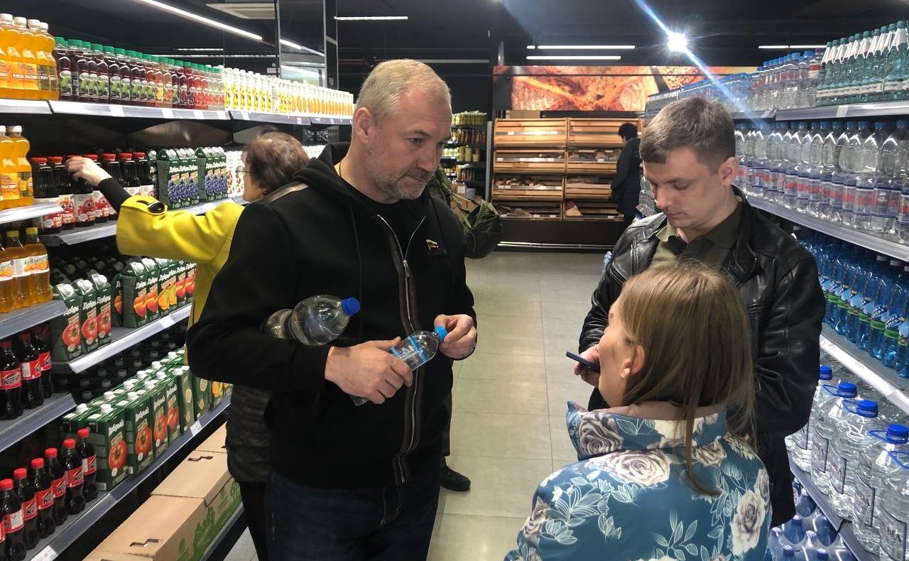 Константин Басюк во время поездки в регион провел совещание с руководством Новокаховской городской военно-гражданской администрации