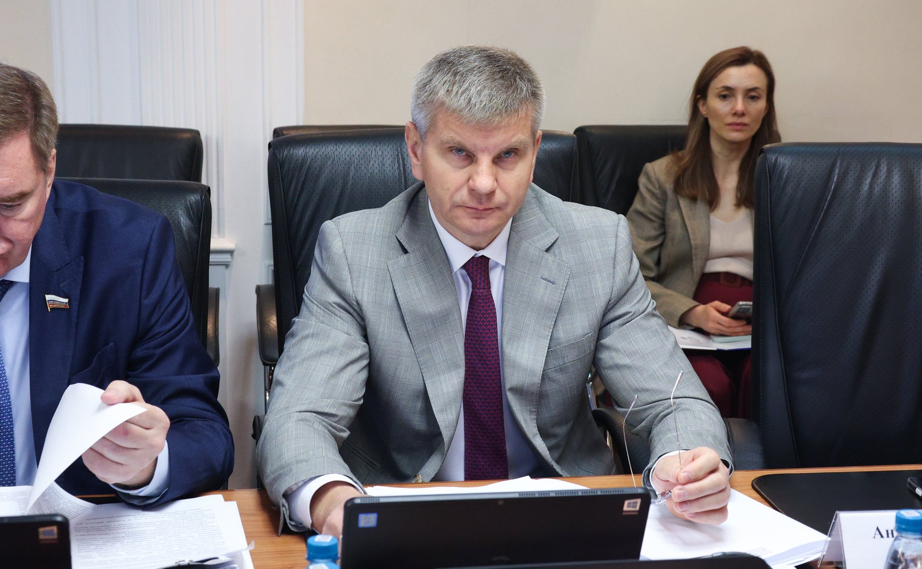 Геннадий Голов