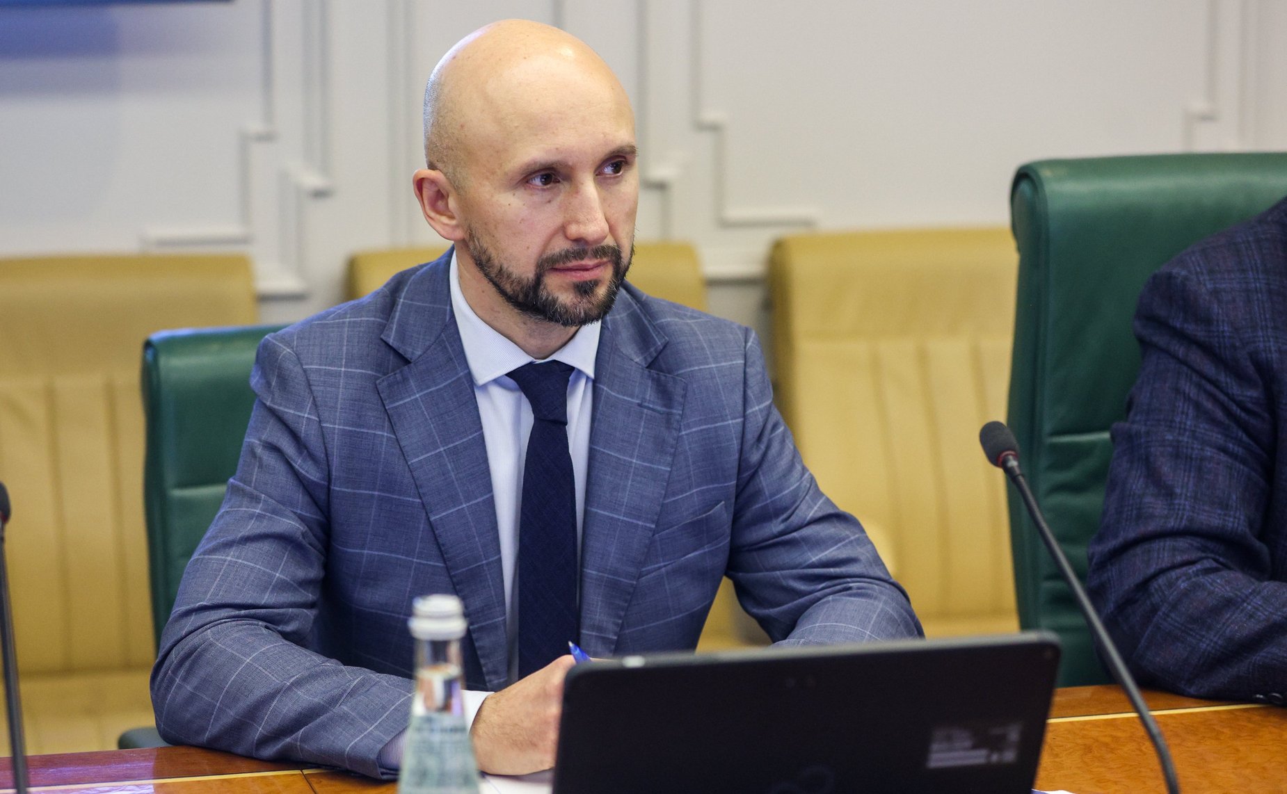 Встреча председателя Комитета СФ по международным делам Григория Карасина с Чрезвычайным и Полномочным Послом Республики Индия в РФ Винаем Кумаром