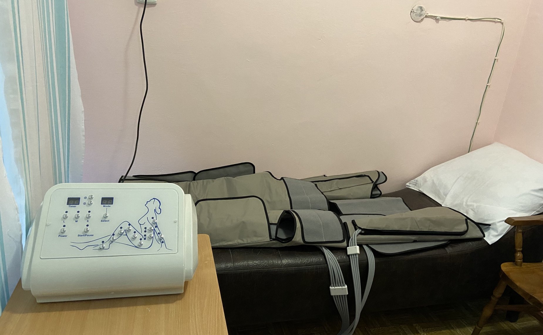 Оксана Хлякина и Сергей Лукин в рамках поездки в Республику Крым проинспектировали состояние объектов инфраструктуры организаций отдыха детей и их оздоровления в санатории «Южнобережный», а также готовность детского санатория к летнему оздоровительному се