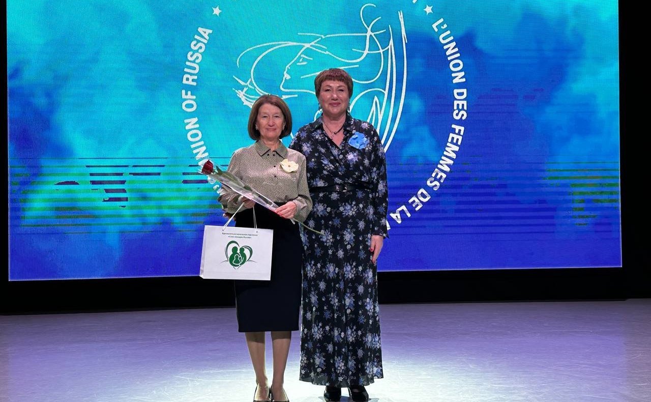 Елена Перминова в рамках региональной недели приняла участие в традиционном Губернском собрании, посвященном Международному дню сельских женщин