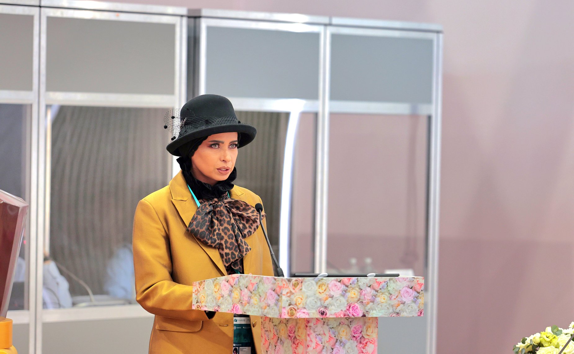 Сессия «Украшая мир: экономика индустрии красоты, творчества. Успешные примеры женского лидерства». Мероприятие прошло в рамках «женского трека» XVI Международного экономического форума «Россия – Исламский мир: KazanForum»