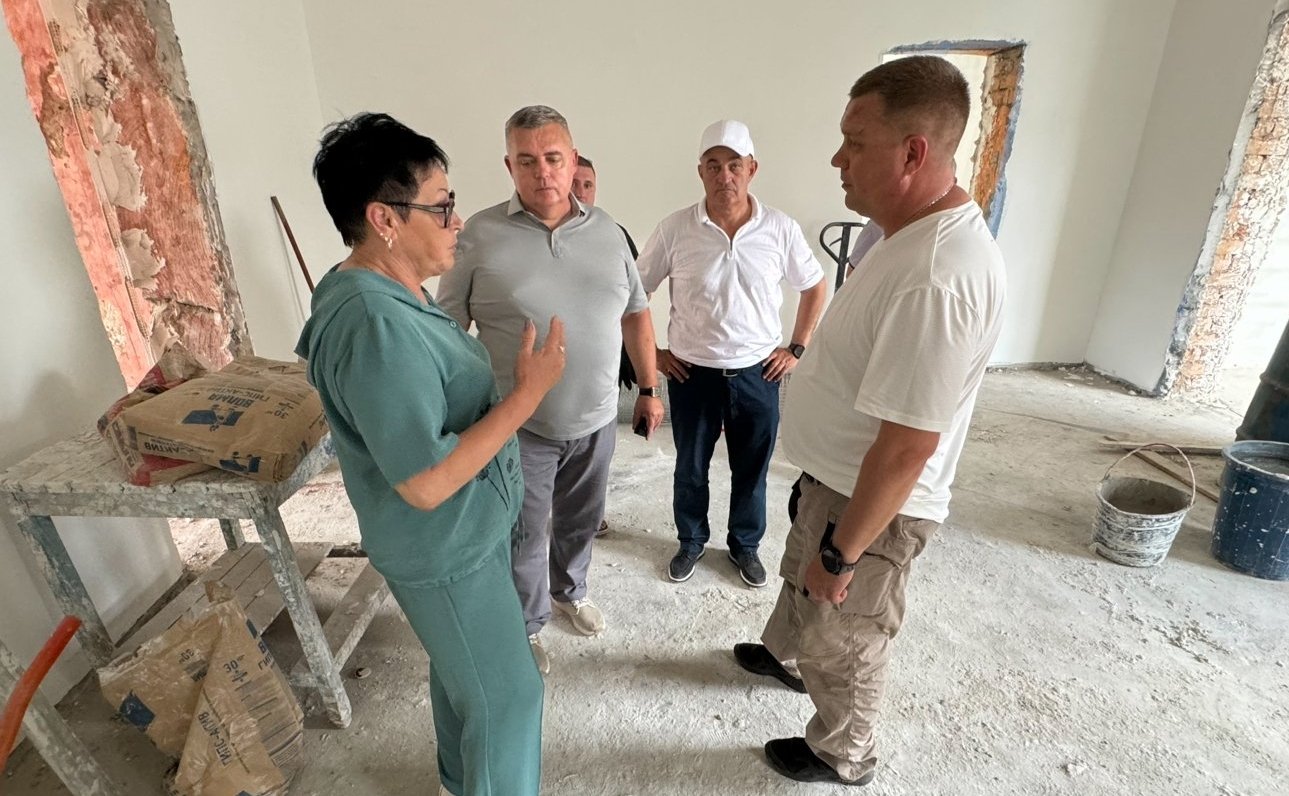 Игорь Кастюкевич посетил среднюю школу в селе Вольное Нижнесерогозского округа