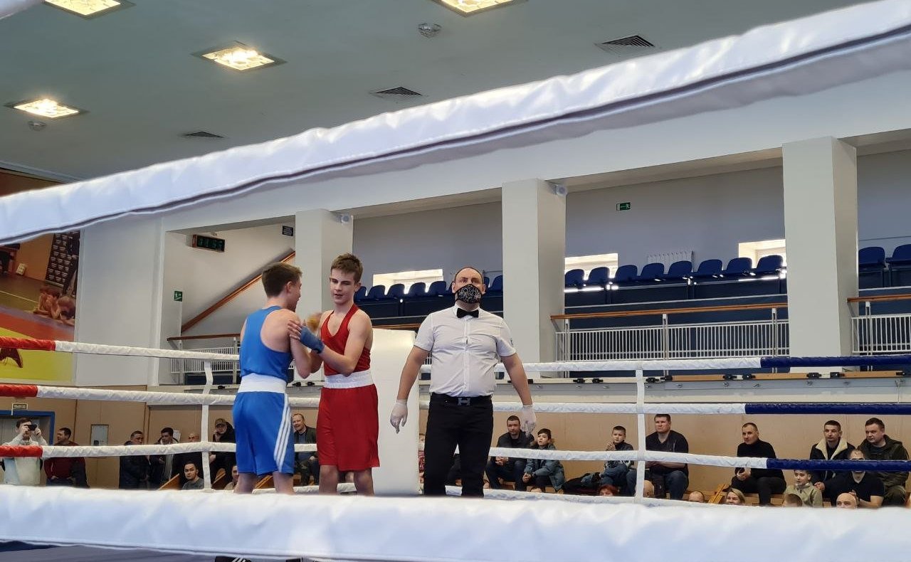 Денис Гусев принял участие в чемпионате Архангельской области по боксу и турнире памяти основателей школы бокса в Архангельске Валерия Власова и Владимира Чаплинского