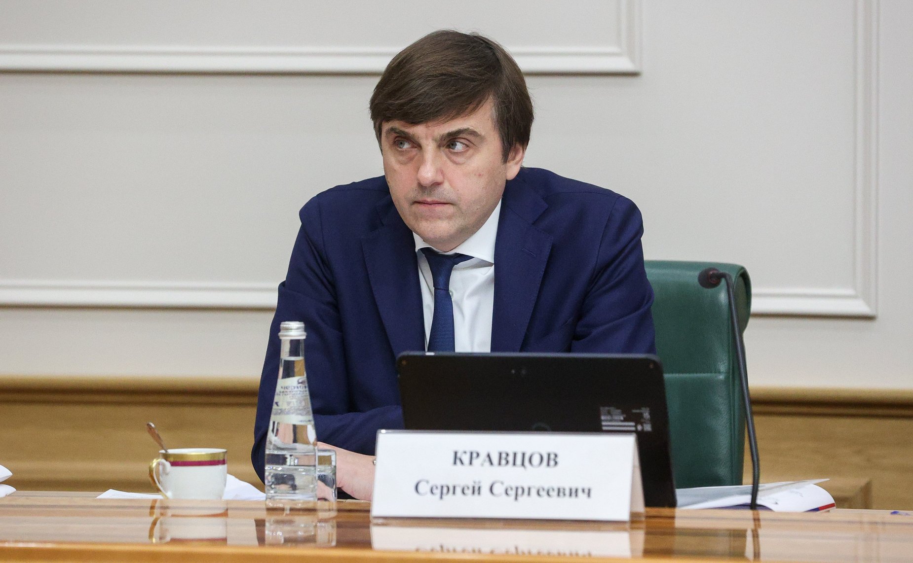 Парламентские слушания на тему «Государственная политика в сфере сохранения, защиты и развития русского языка: состояние, проблемы и пути решения»