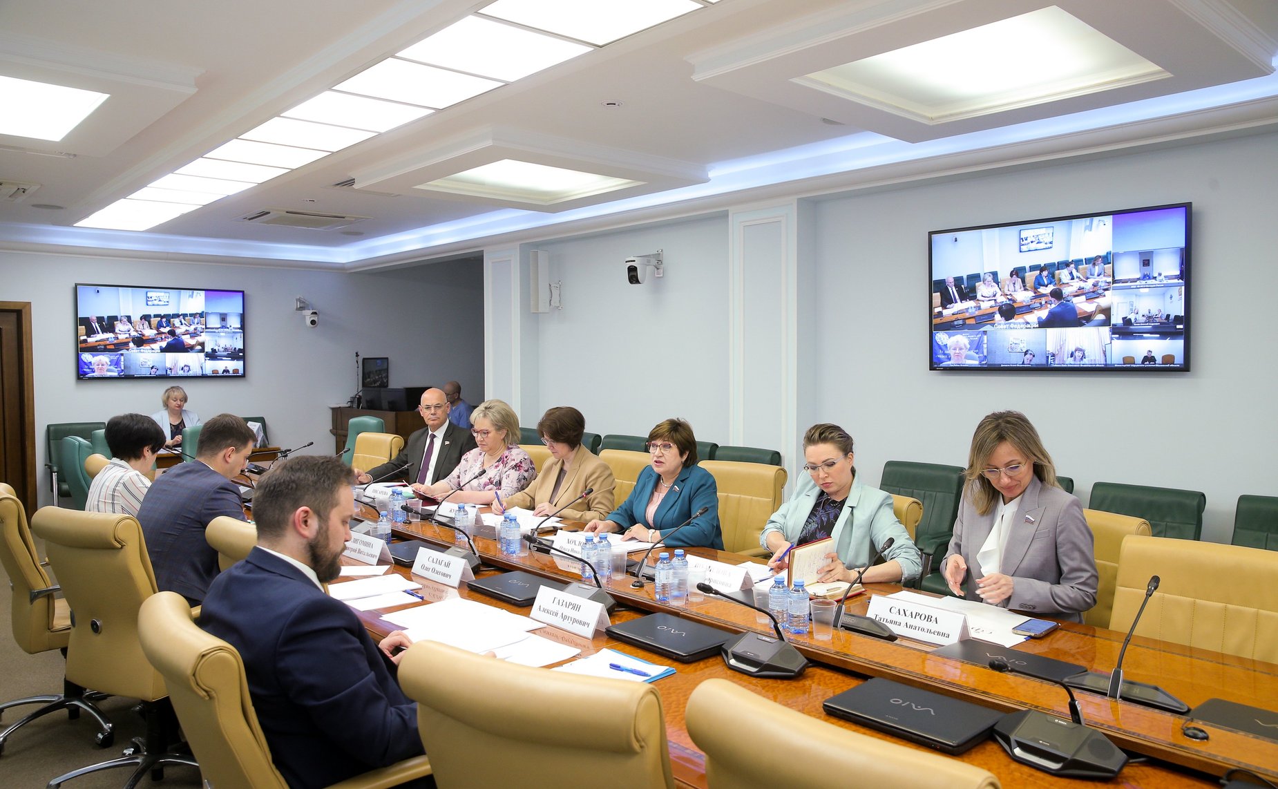 «Круглый стол» Комитета СФ по социальной политике