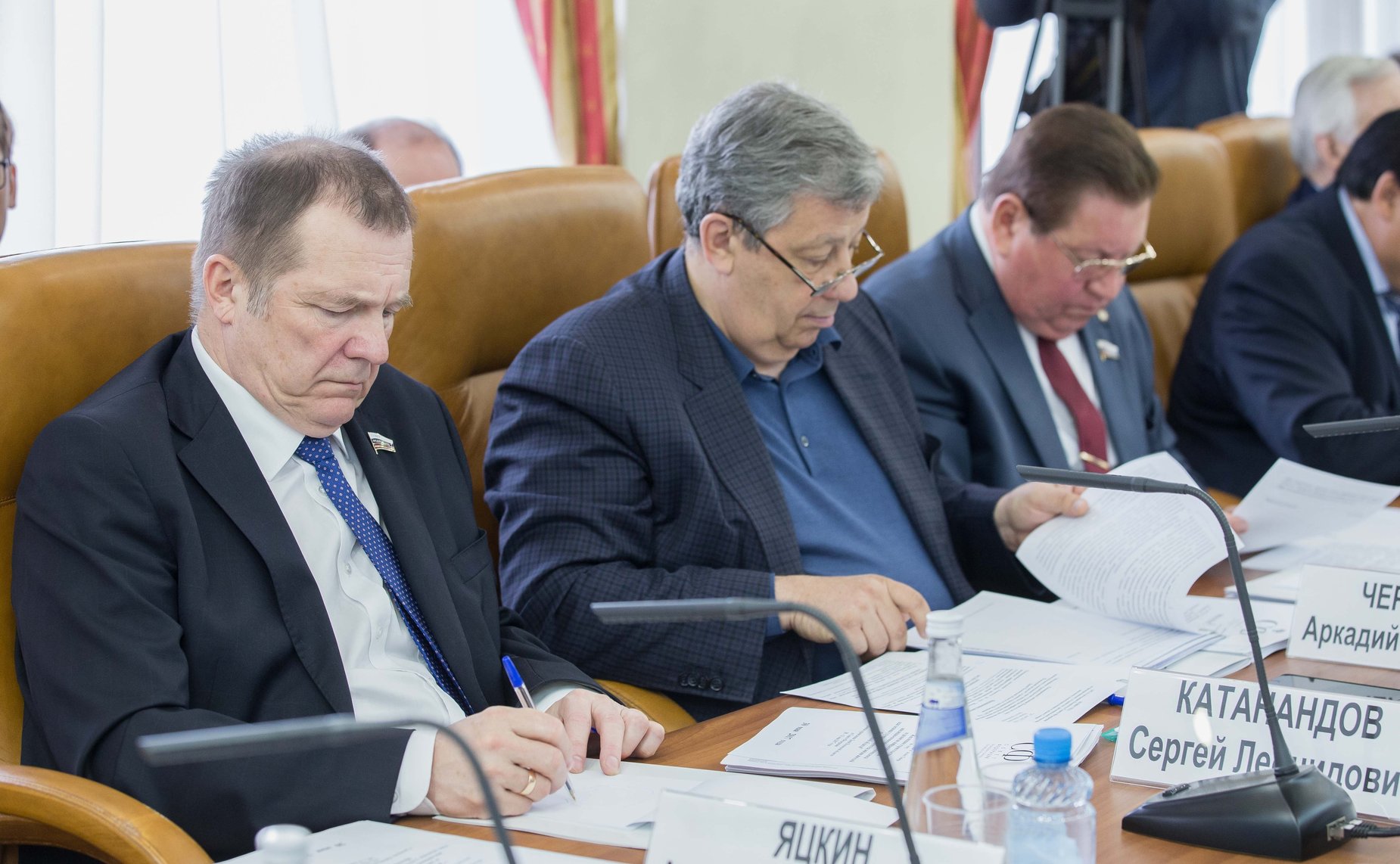 С. Катанандов и А. Чернецкий