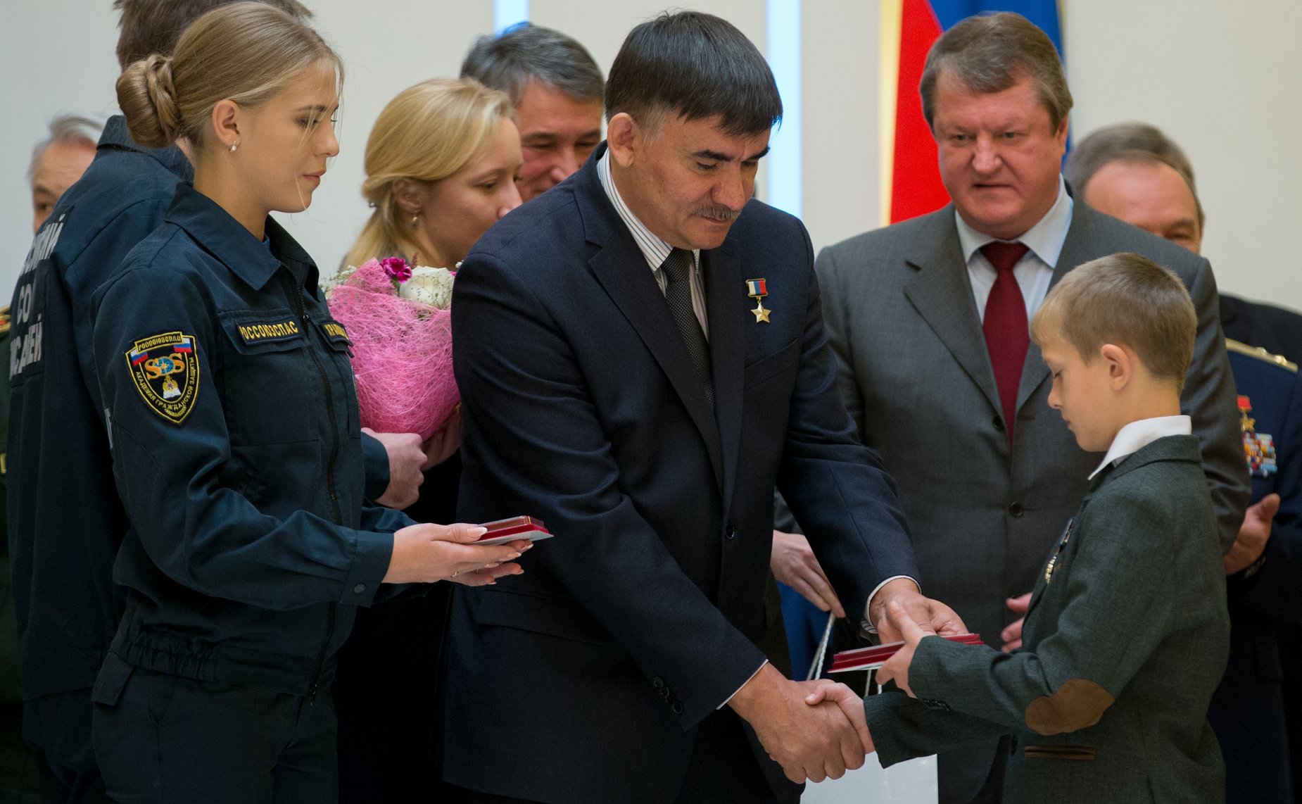 Награждение детей-героев, проявивших мужество в экстремальных ситуациях и спасших человеческие жизни