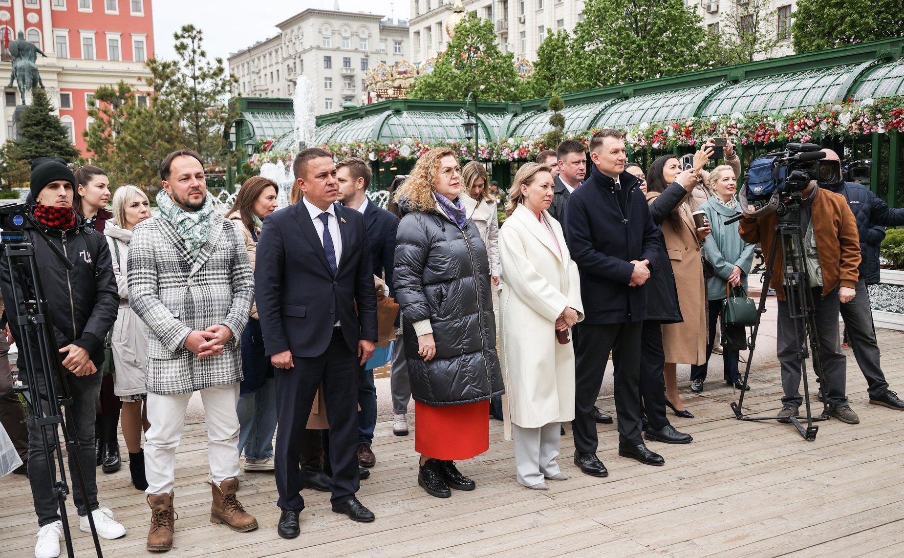 Сенаторы РФ открыли ярмарку фермерской продукции в Москве