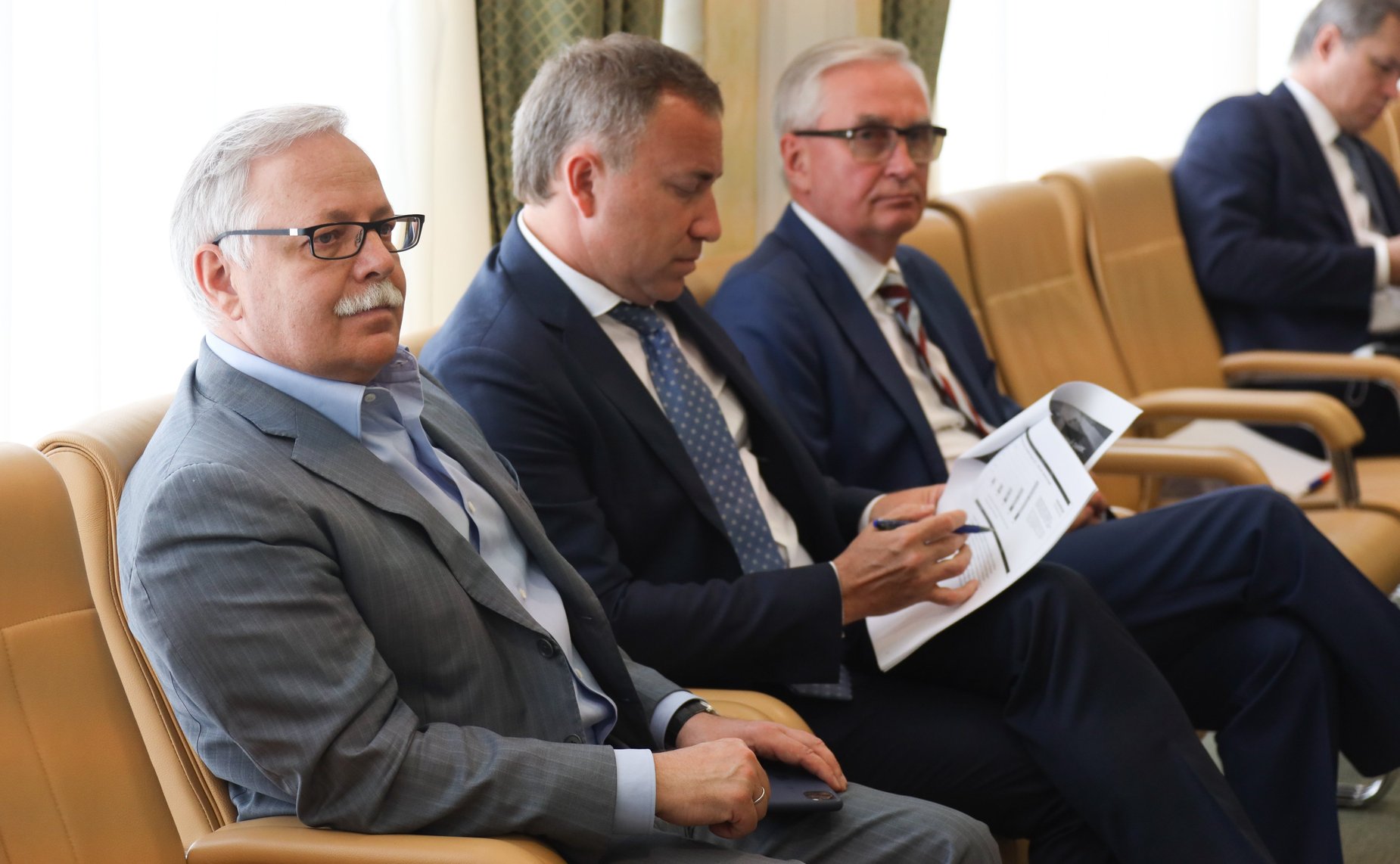 Заседание Совета по развитию финансового рынка на тему «Роль финансового сектора в реализации общенационального плана действий, обеспечивающих восстановление занятости и доходов населения, рост экономики и долгосрочные структурные изменения»