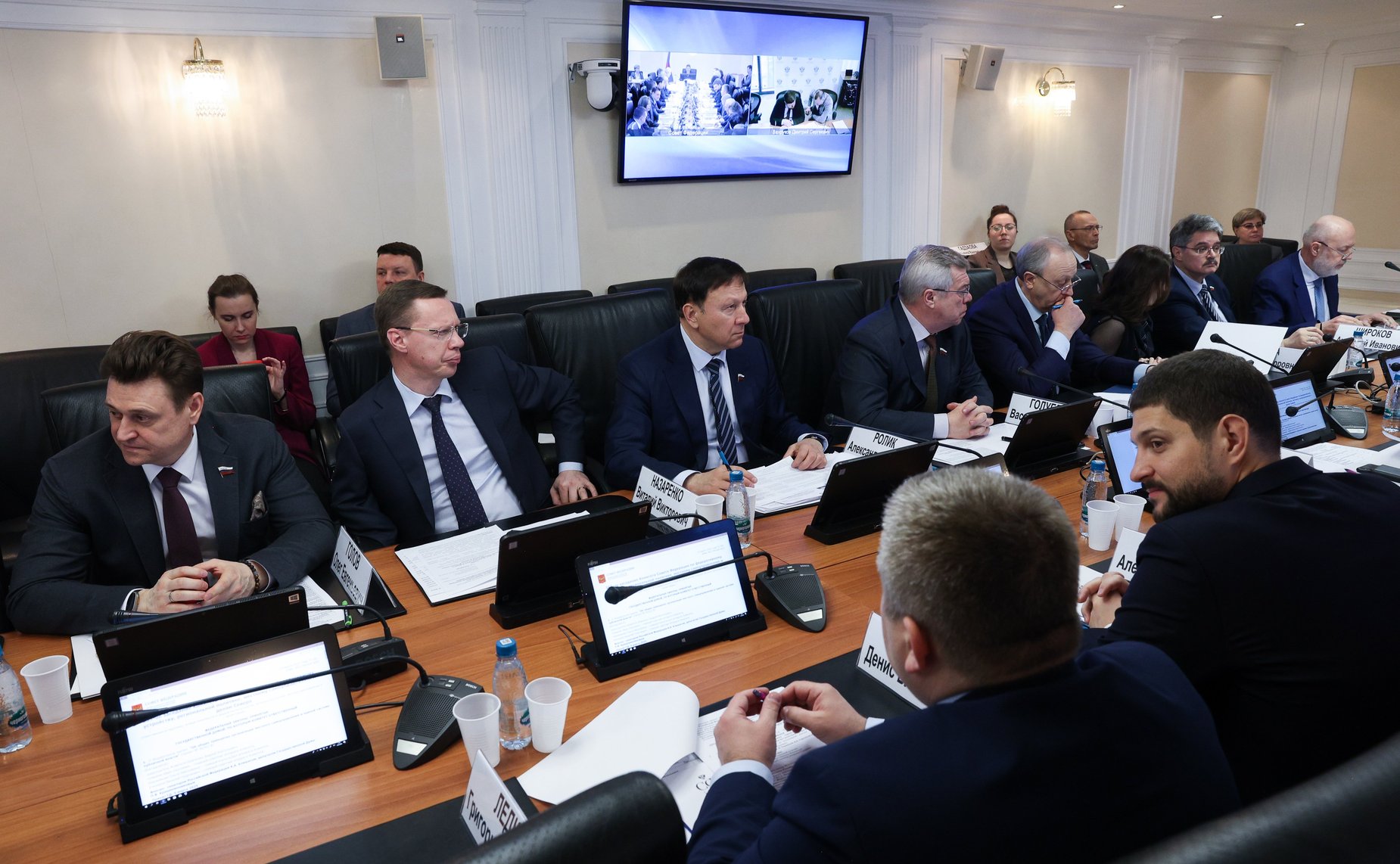 Заседание Комитета Совета Федерации по федеративному устройству, региональной политике, местному самоуправлению и делам Севера