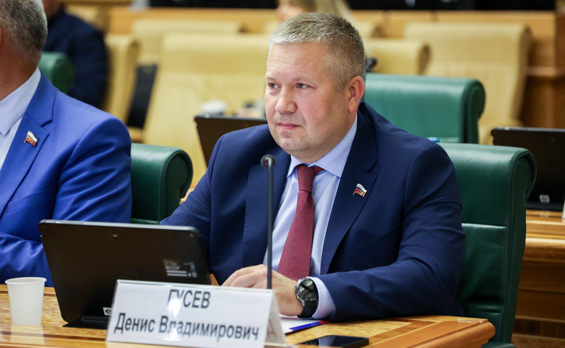 Денис Гусев