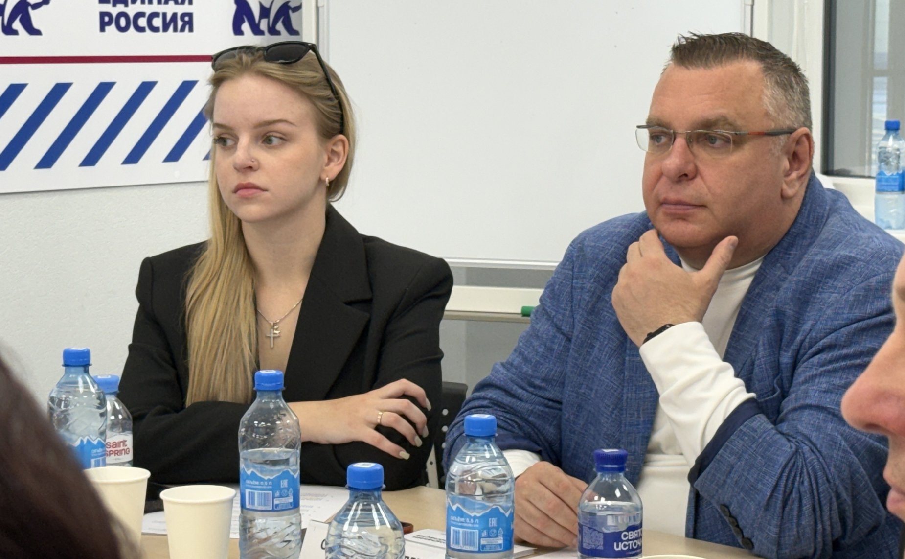 Елена Дягилева провела встречу в Штабе общественной поддержки региона
