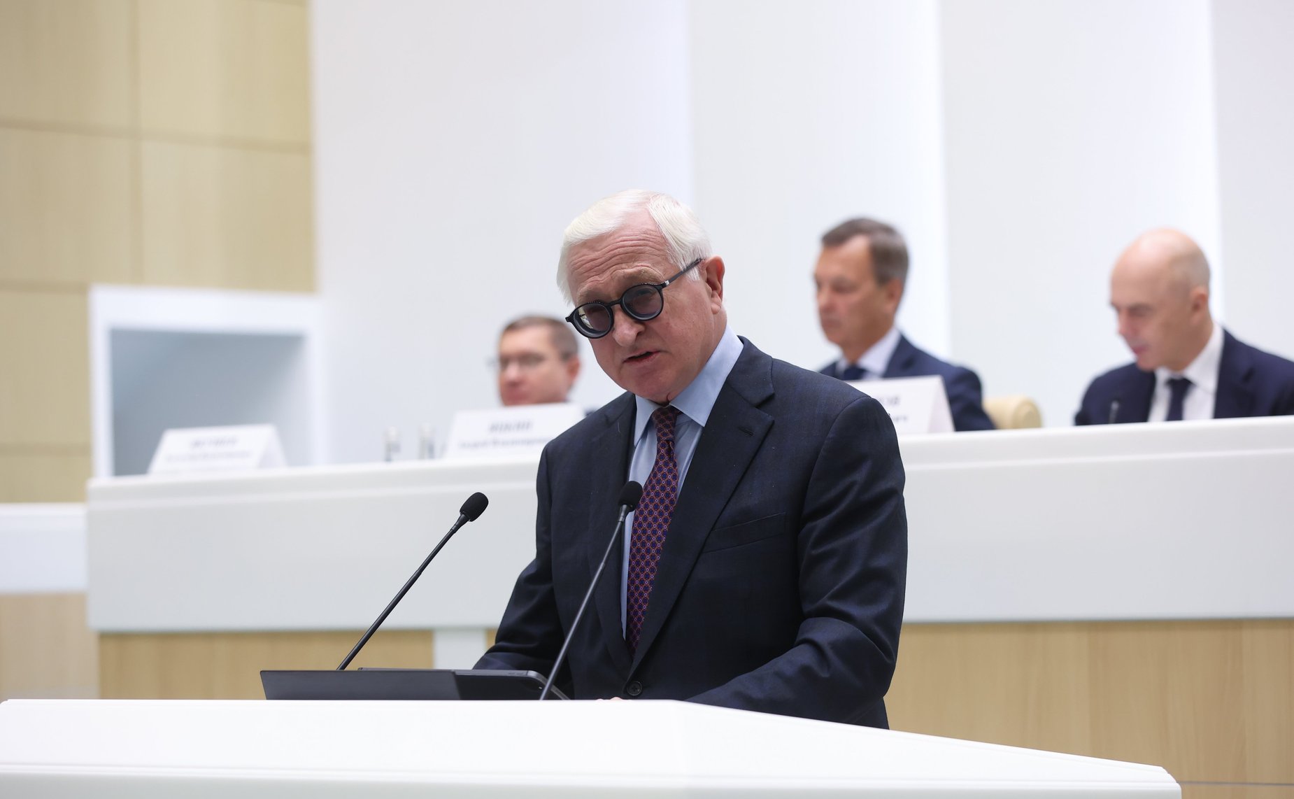 Парламентские слушания на тему «О параметрах проекта федерального бюджета на 2025 год и на плановый период 2026 и 2027 годов»