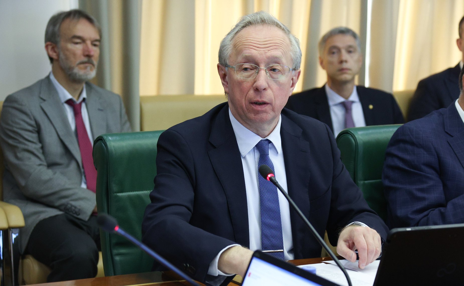 Заседание Комитета СФ по международным делам