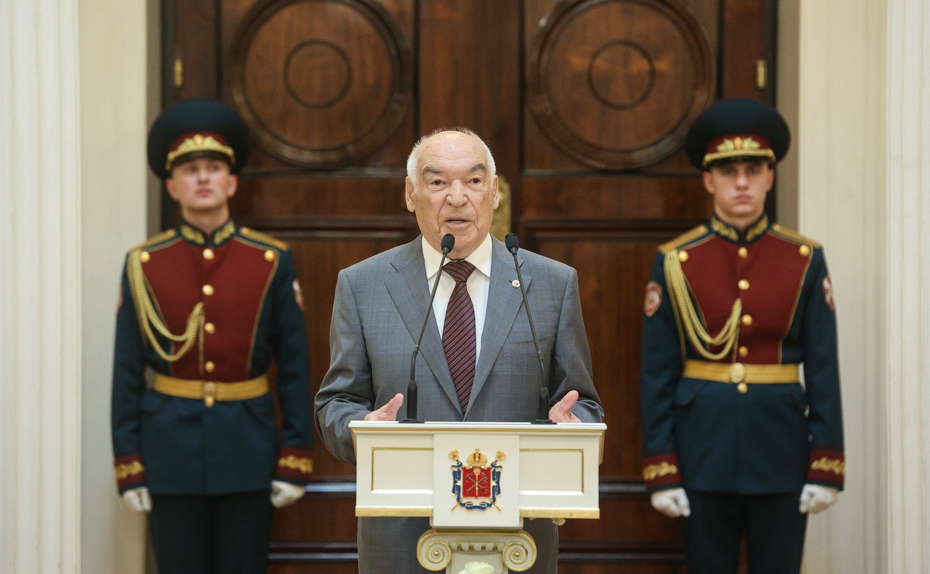 Валентина Матвиенко приняла участие в торжественной церемонии вручения знаков отличия лицам, удостоенным звания «Почетный гражданин Санкт-Петербурга» в 2024 году