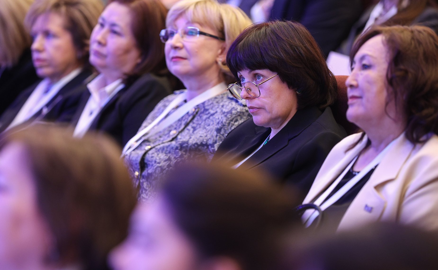 Пленарное заседание Первого Российско-Киргизского женского форума «Диалог женщин России и Кыргызстана во имя будущего»