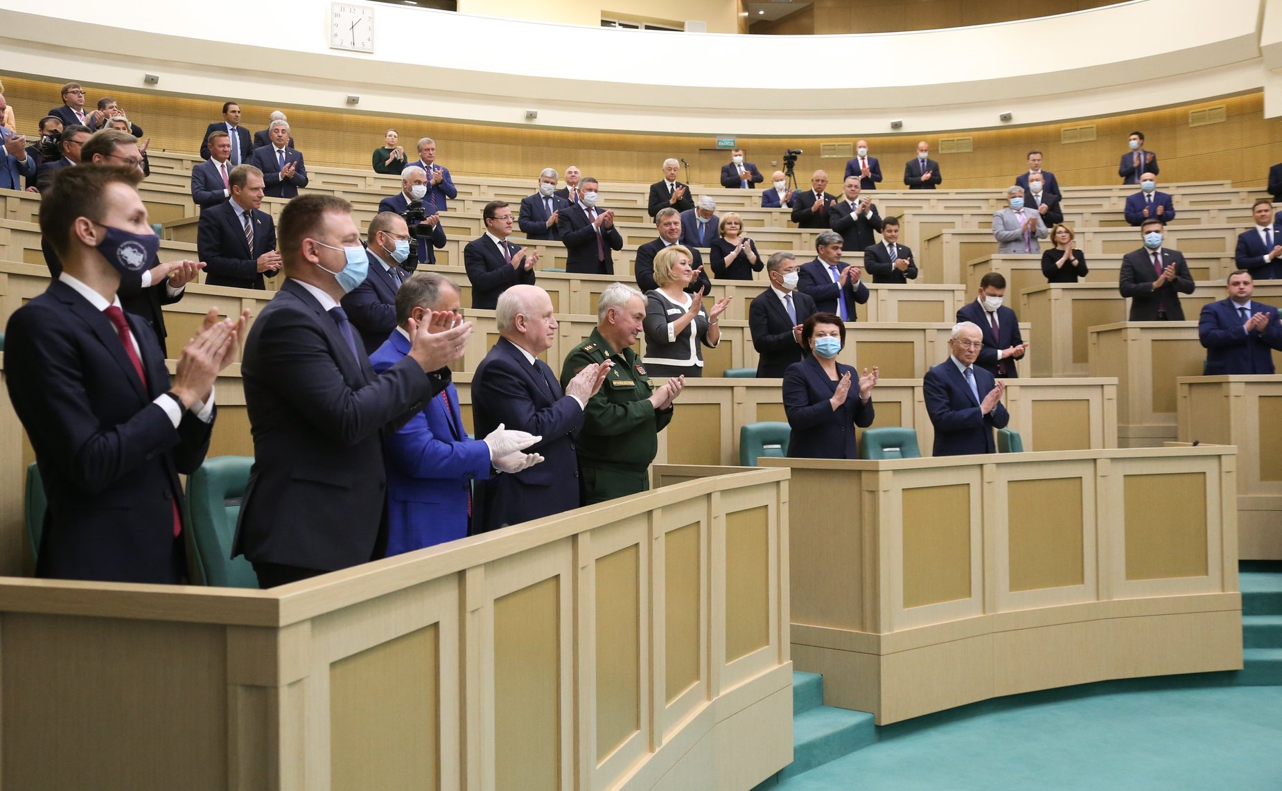 Пленарное заседание VII Форума регионов Беларуси и России