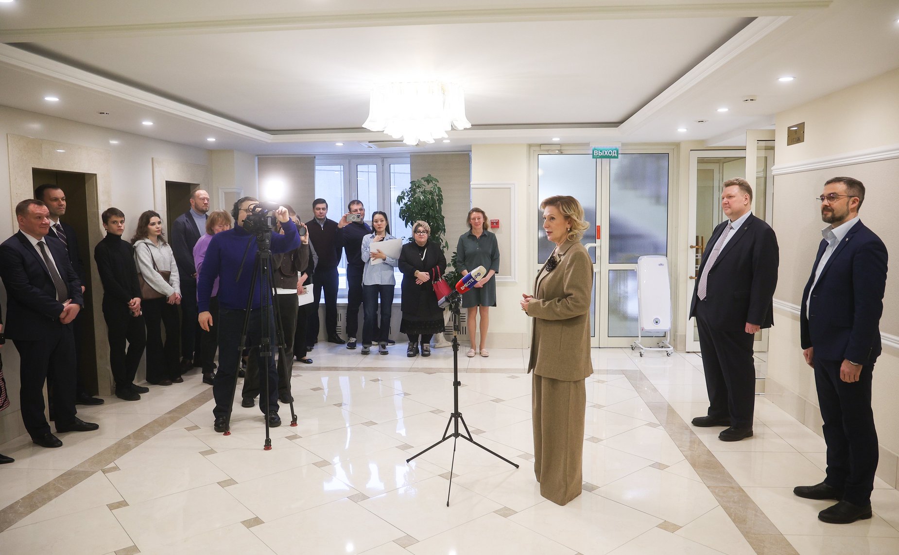 Открытие выставки члена-корреспондента Российской академии художеств Сергея Борисова «Край ты мой родной»