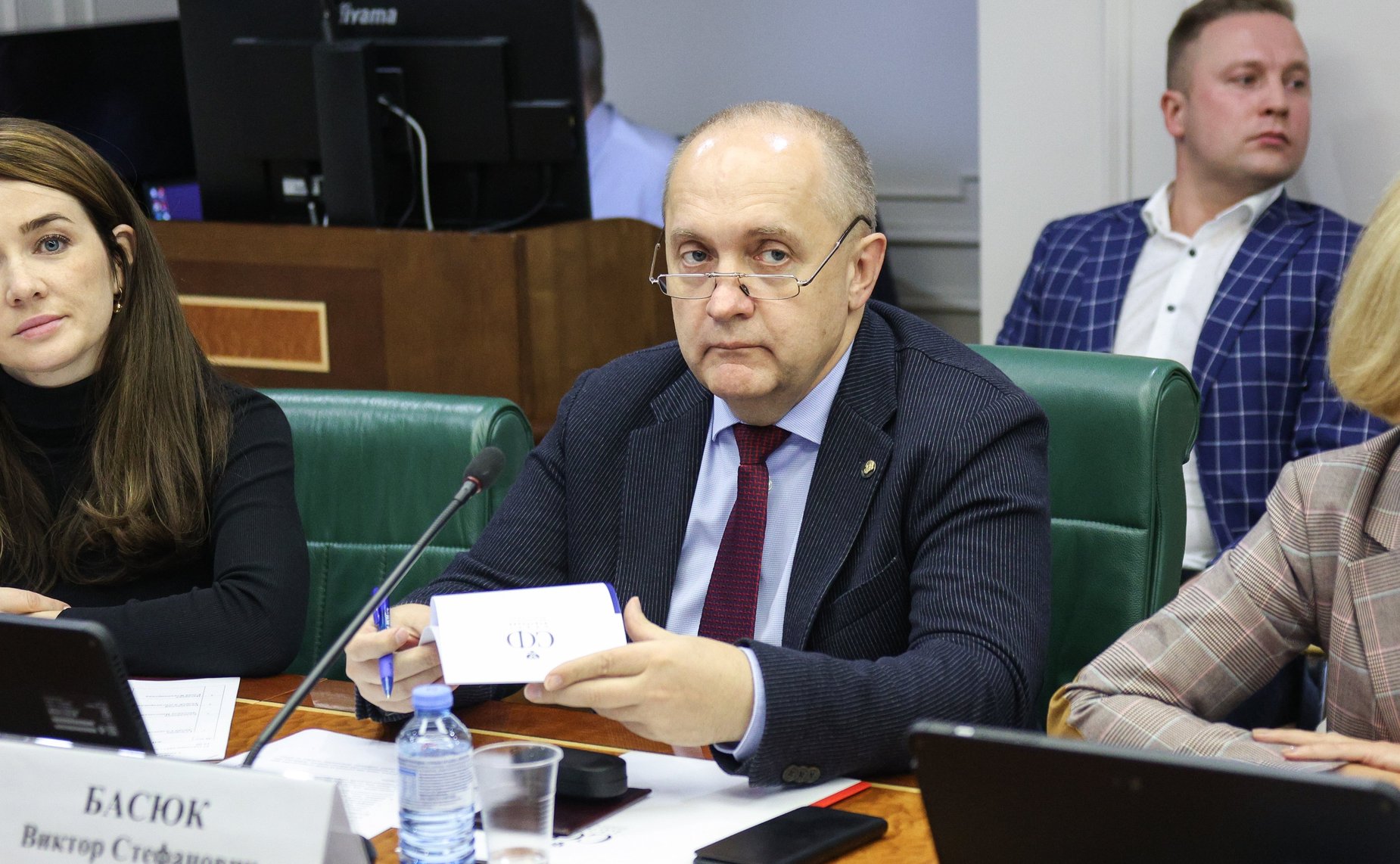 Круглый стол Комитета СФ по науке, образованию и культуре «Образ педагога и наставника в кинематографе, СМИ и рекламе»