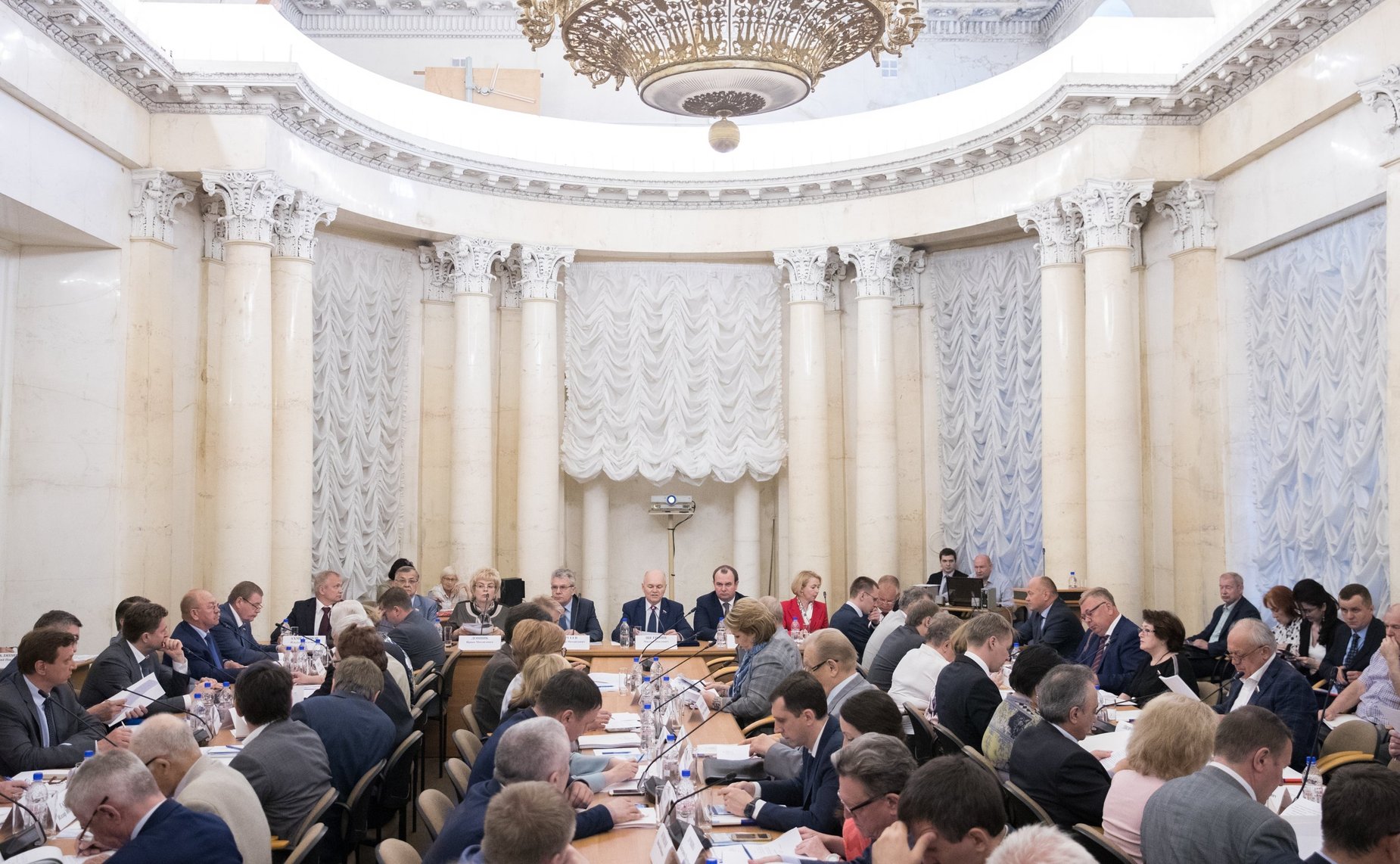 Парламентские слушания «О разработке долгосрочной стратегии развития агропромышленного комплекса Российской Федерации»