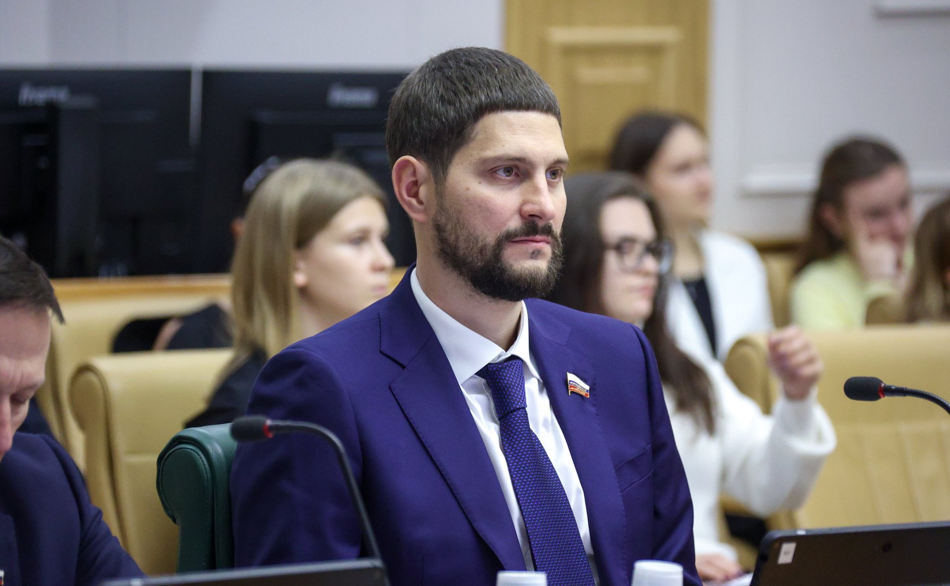 Александр Волошин