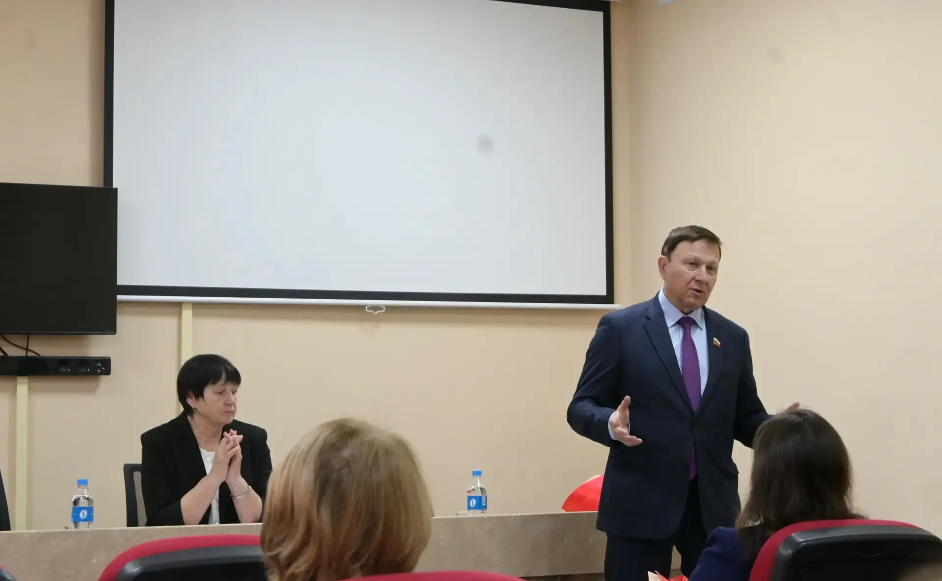 Александр Ролик в рамках региональной недели посетил Анучинский муниципальный округ