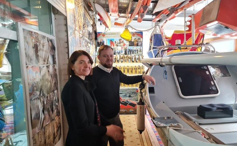 Юлия Лазуткина провела встречу с путешественником Федором Конюховым