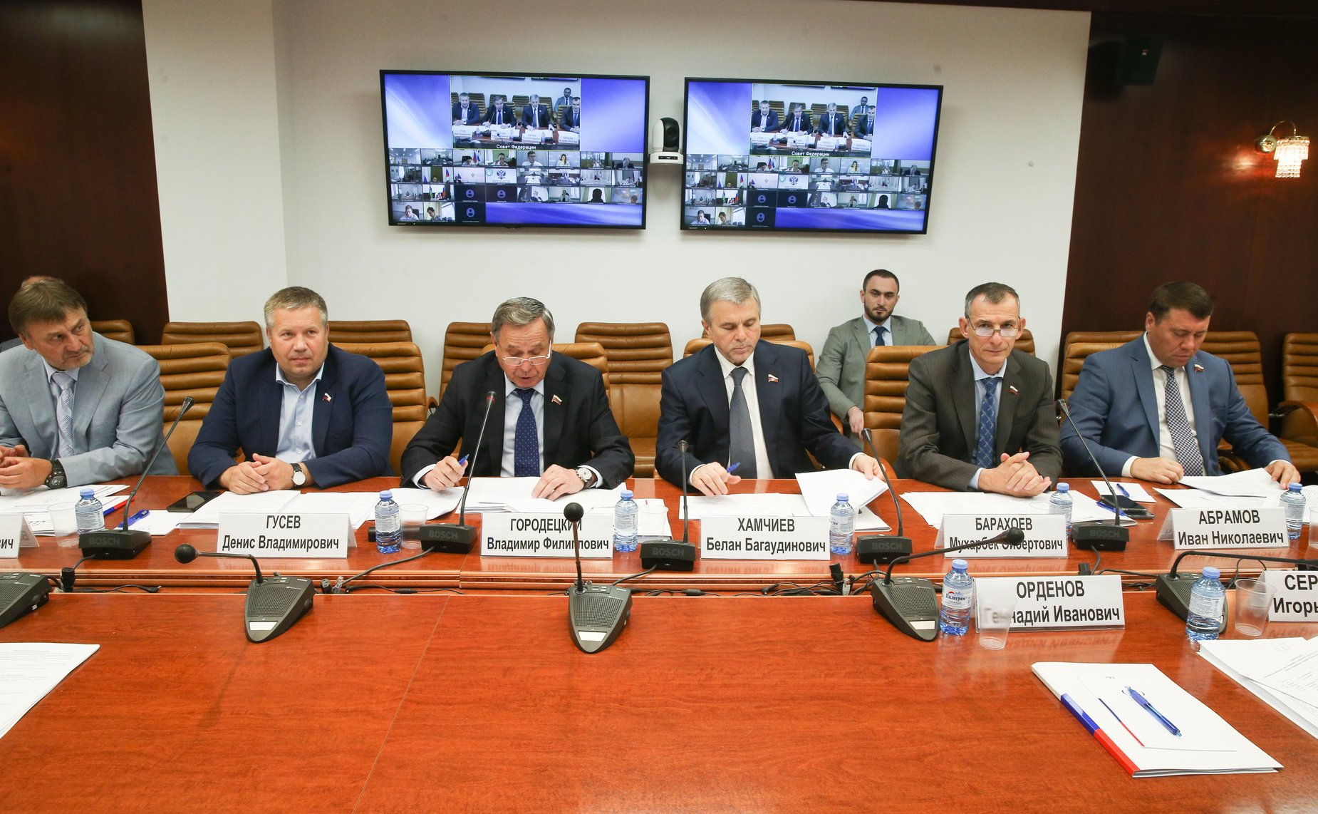 Совещание Комитета СФ по федеративному устройству, региональной политике, МСУ и делам Севера