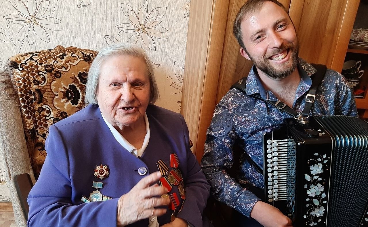 Маргарита Павлова поздравила с Днем Победы ветеранов Великой Отечественной войны