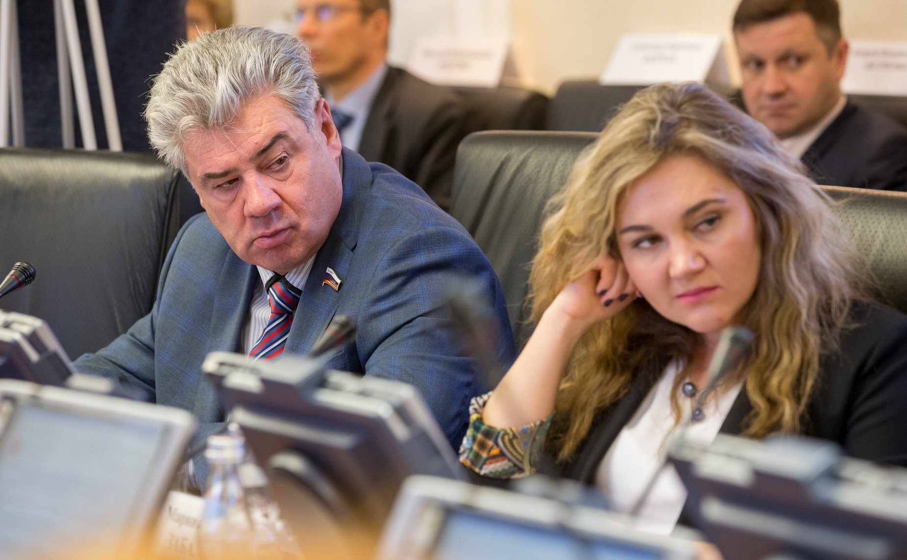 В. Бондарев