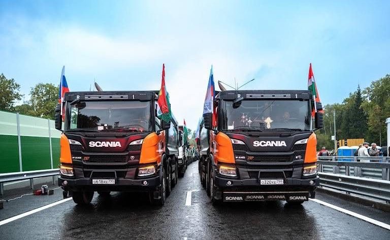 Анатолий Артамонов и Александр Савин приняли участие в церемонии ввода в эксплуатацию Северного автомобильного обхода города Калуги