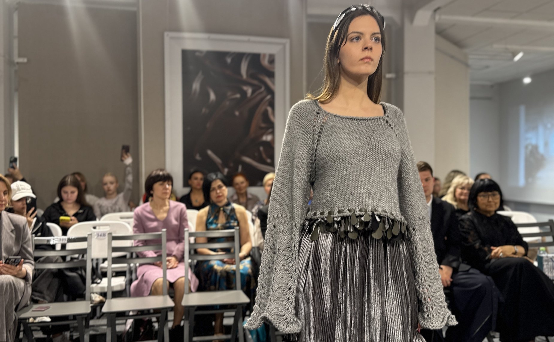 Елена Дягилева поздравила организаторов и участников юбилейного фестиваля молодых дизайнеров «НаМОДнение» в Мурманской области