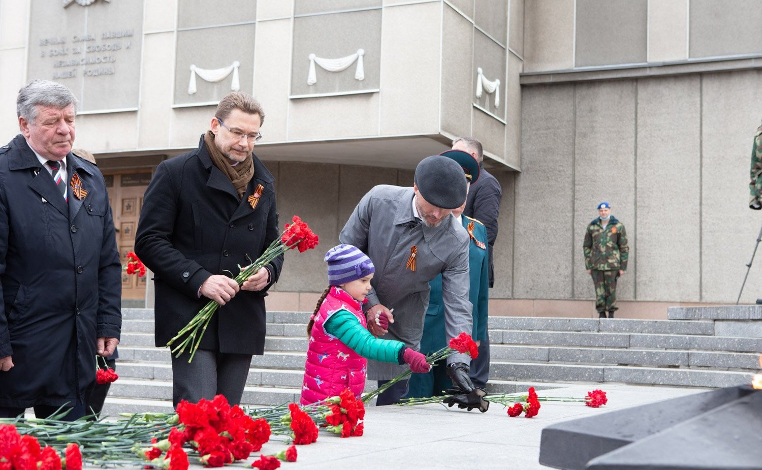 Валерий Семенов встретил День Победы вместе с земляками