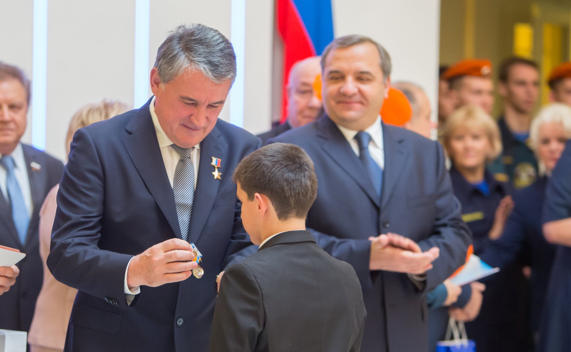 Награждение детей и подростков, совершивших героические поступки по спасению человеческой жизни в 2014 году