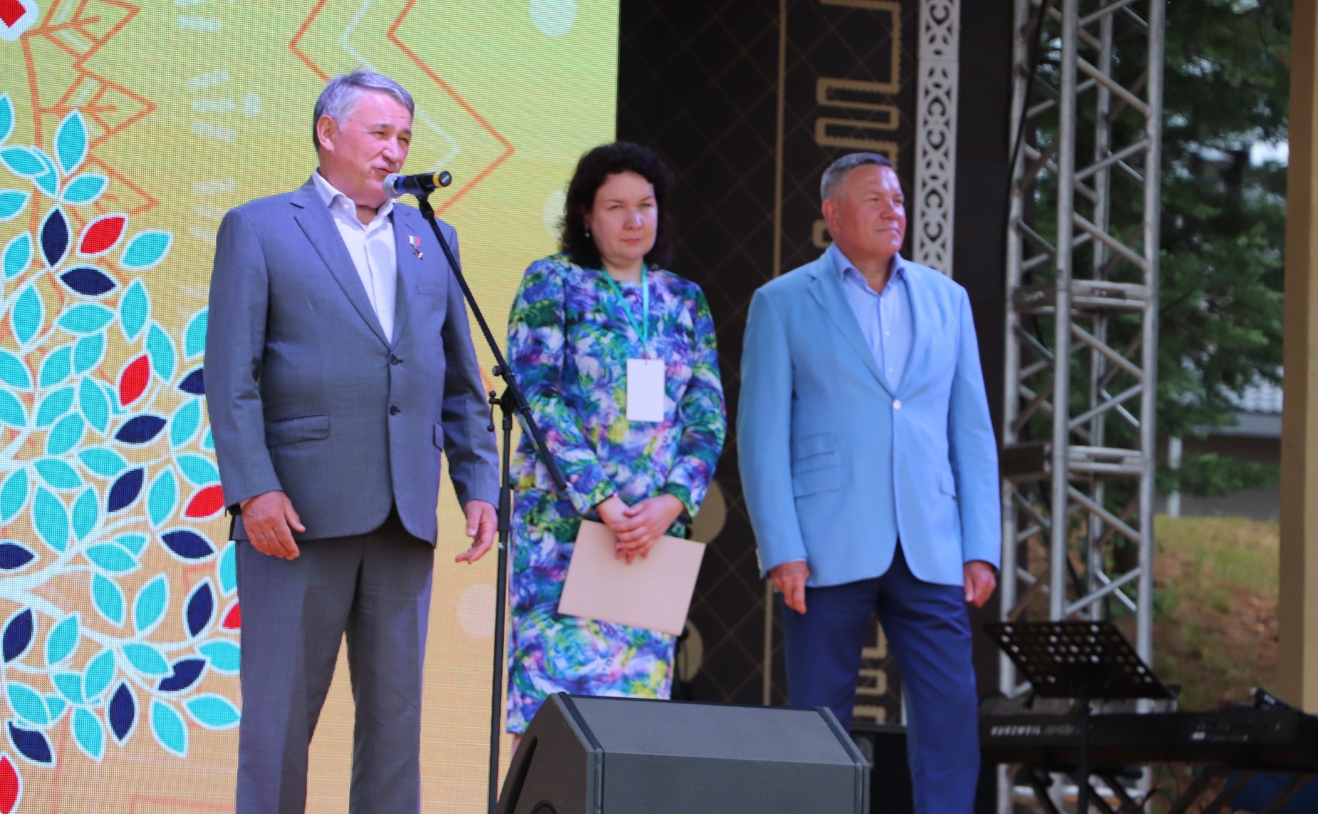 Заместитель Председателя Совета Федерации Юрий Воробьев открыл VII Всероссийский детский фестиваль народной культуры «Наследники традиций»