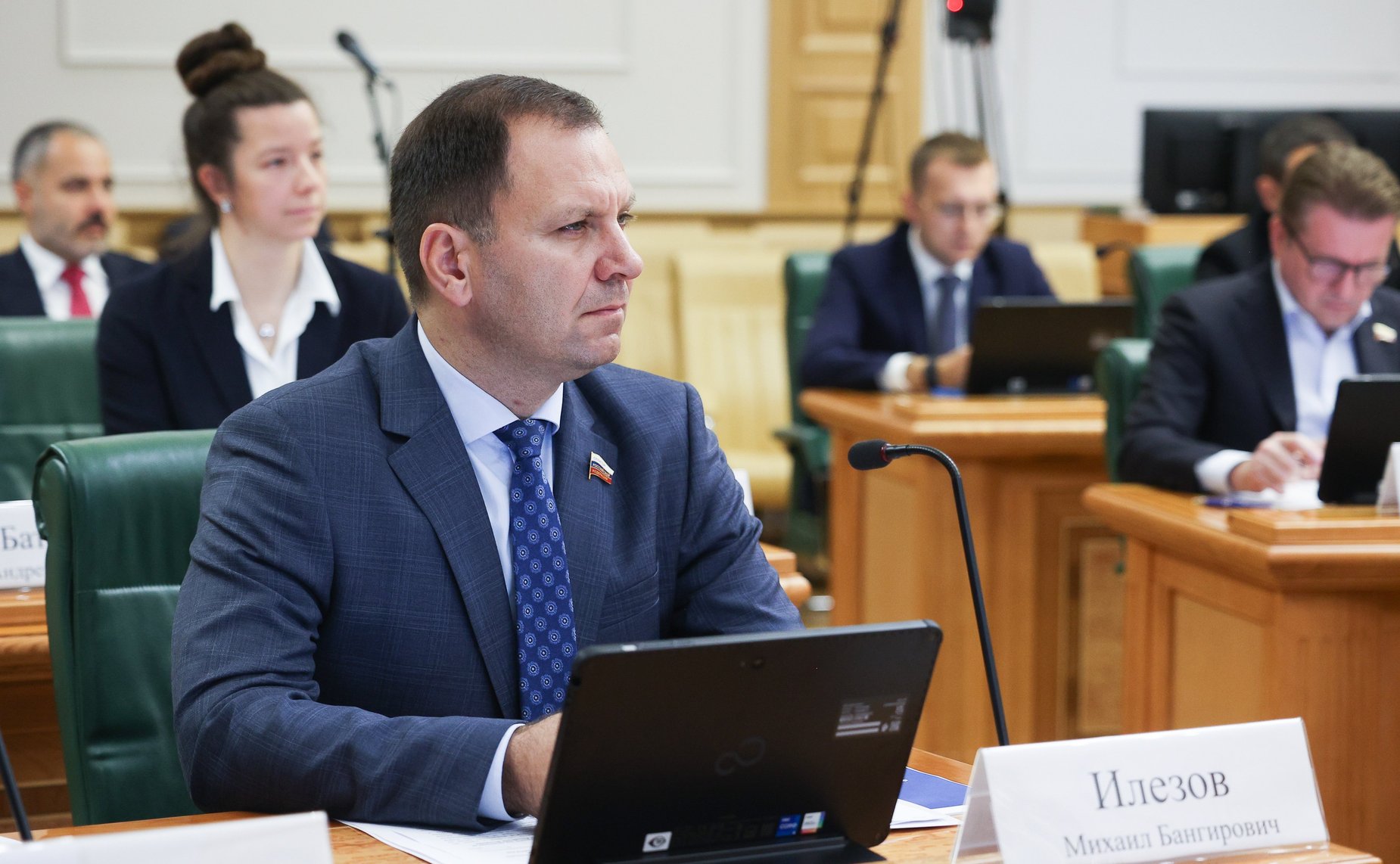 Михаил Илезов