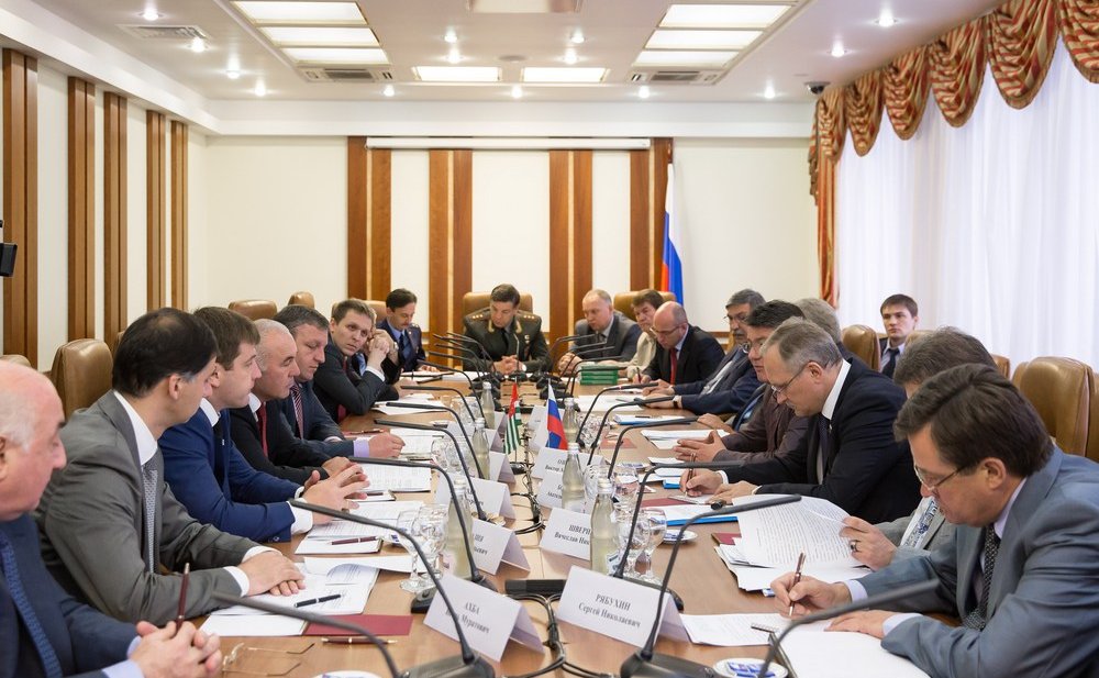 заседание Комиссии по сотрудничеству Совета Федерации Федерального Собрания России и Народного Собрания – Парламента Республики Абхазия