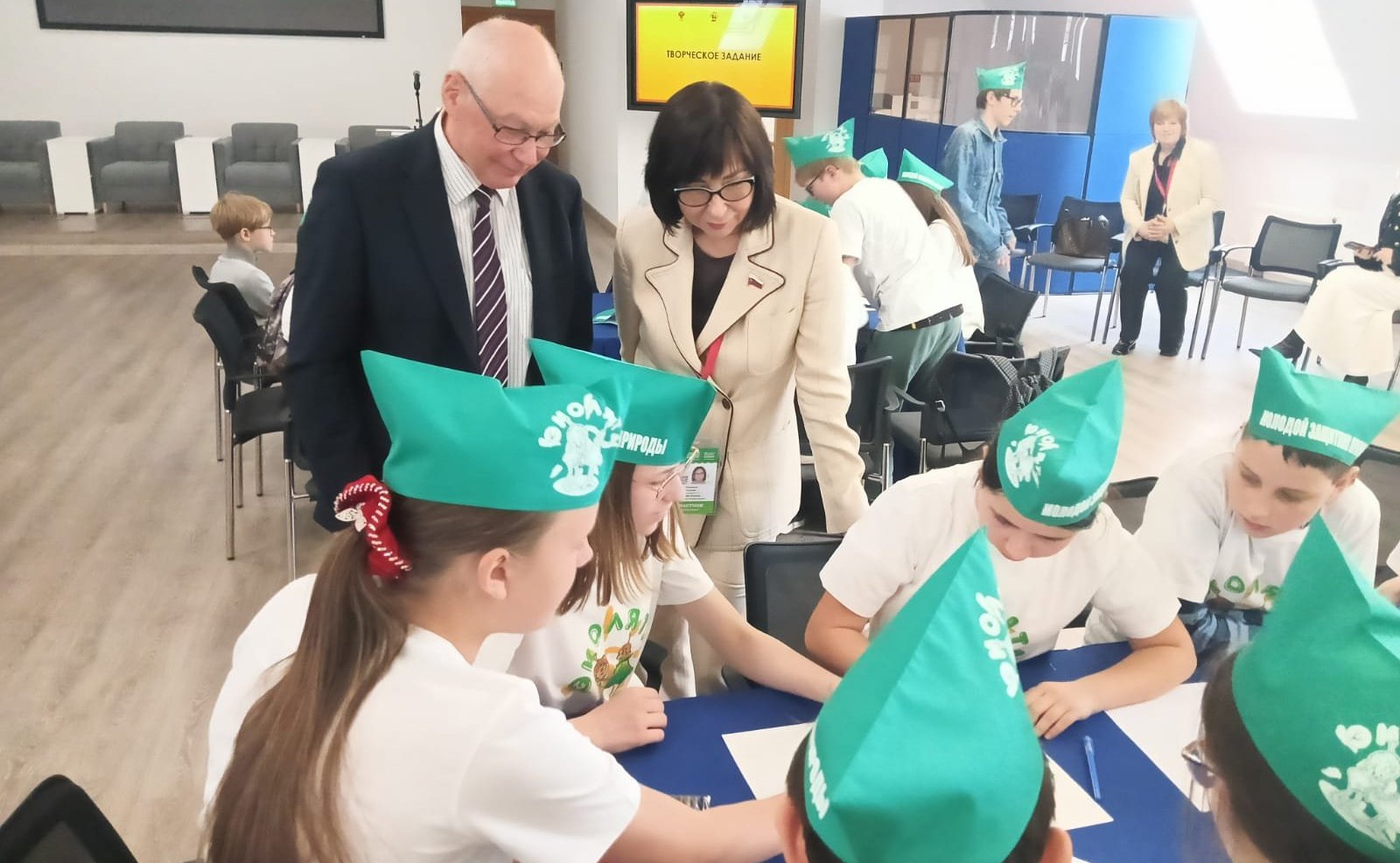 На XI Невском международном экологическом конгрессе впервые в рамках Всероссийского природоохранного социально-образовательного проекта «Эколята» состоялся Экологический турнир «Удивительное рядом»