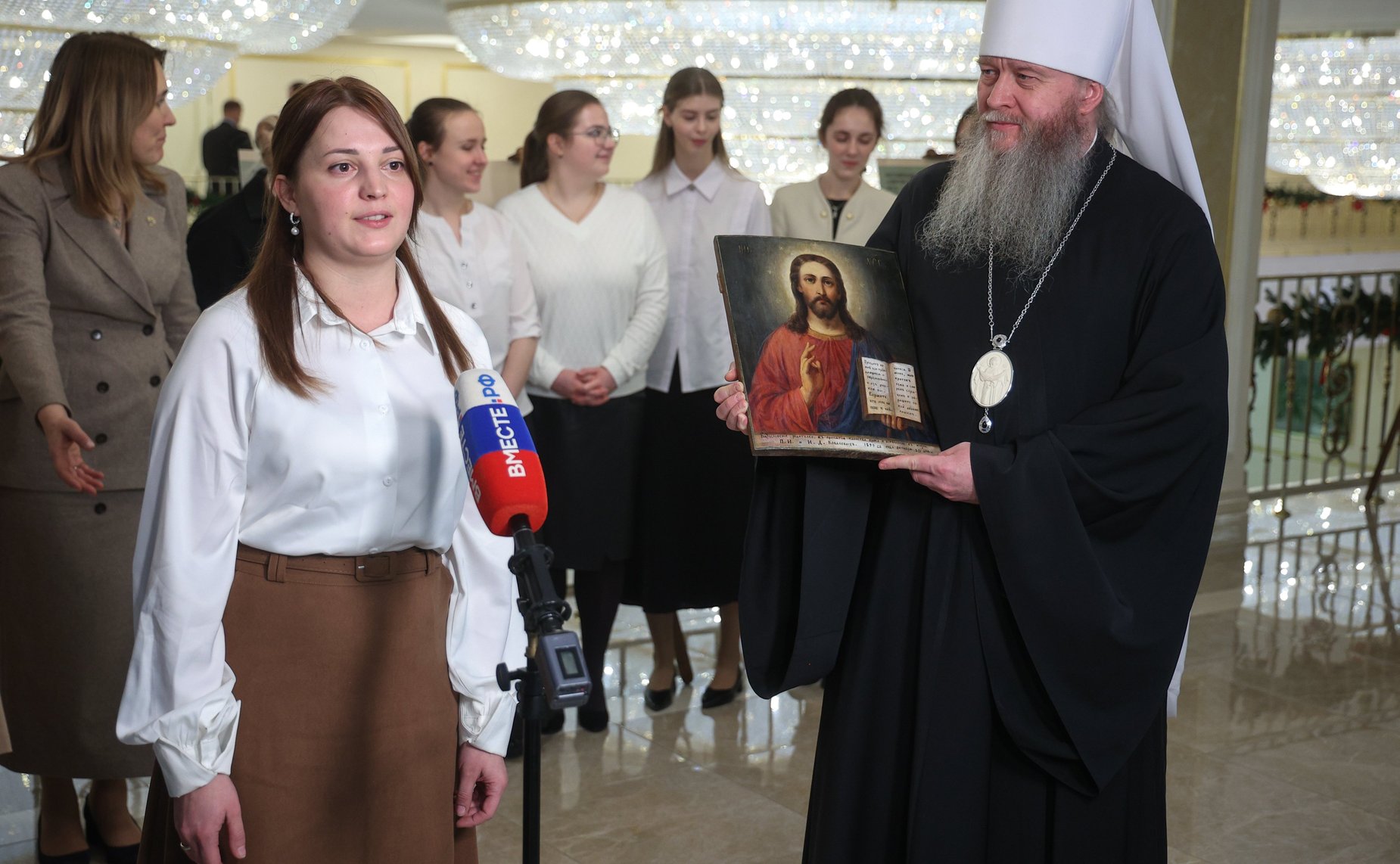 Выставка восстановленных икон Донбасса из Свято-Петропавловского кафедрального собора