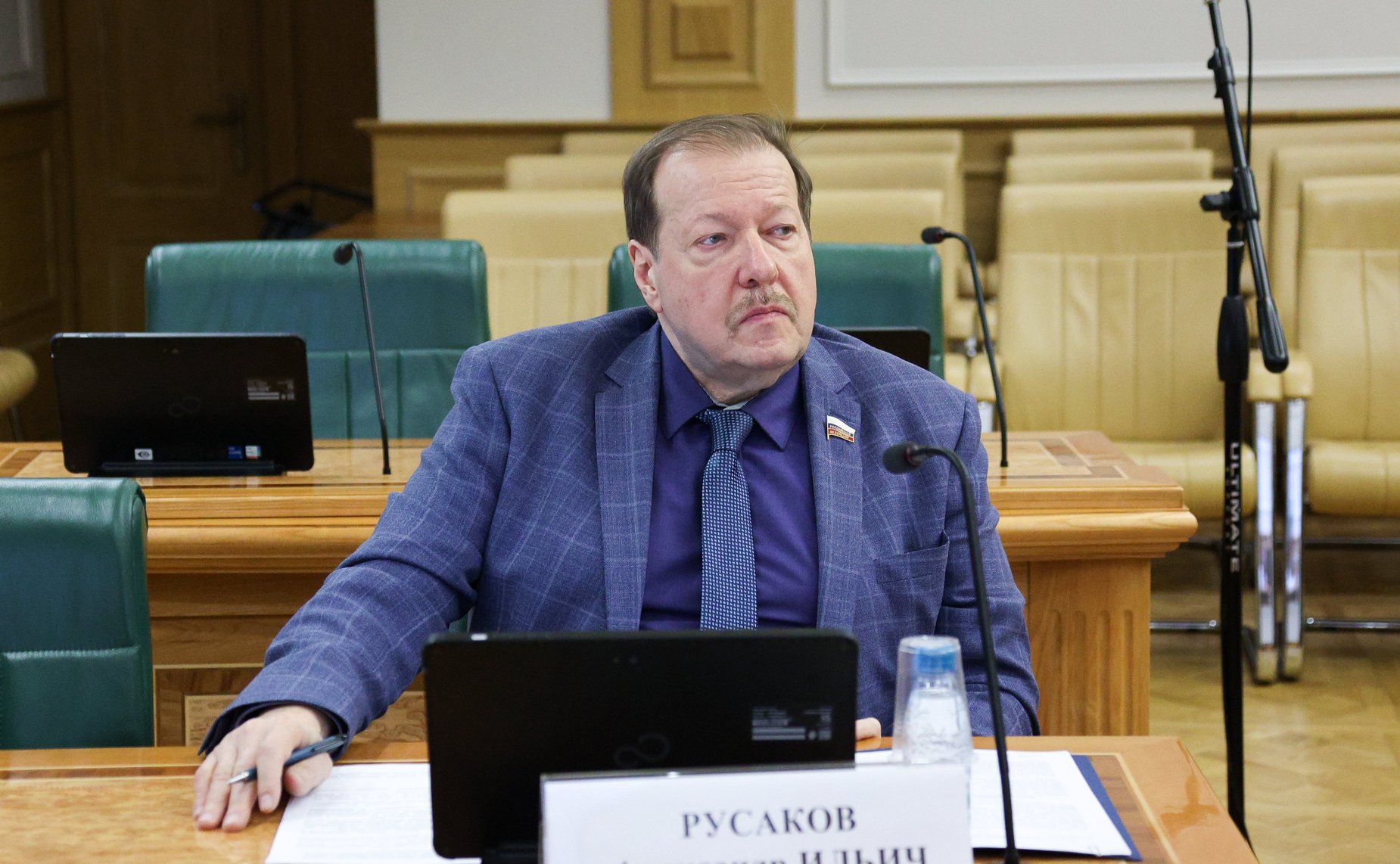 Александр Русаков