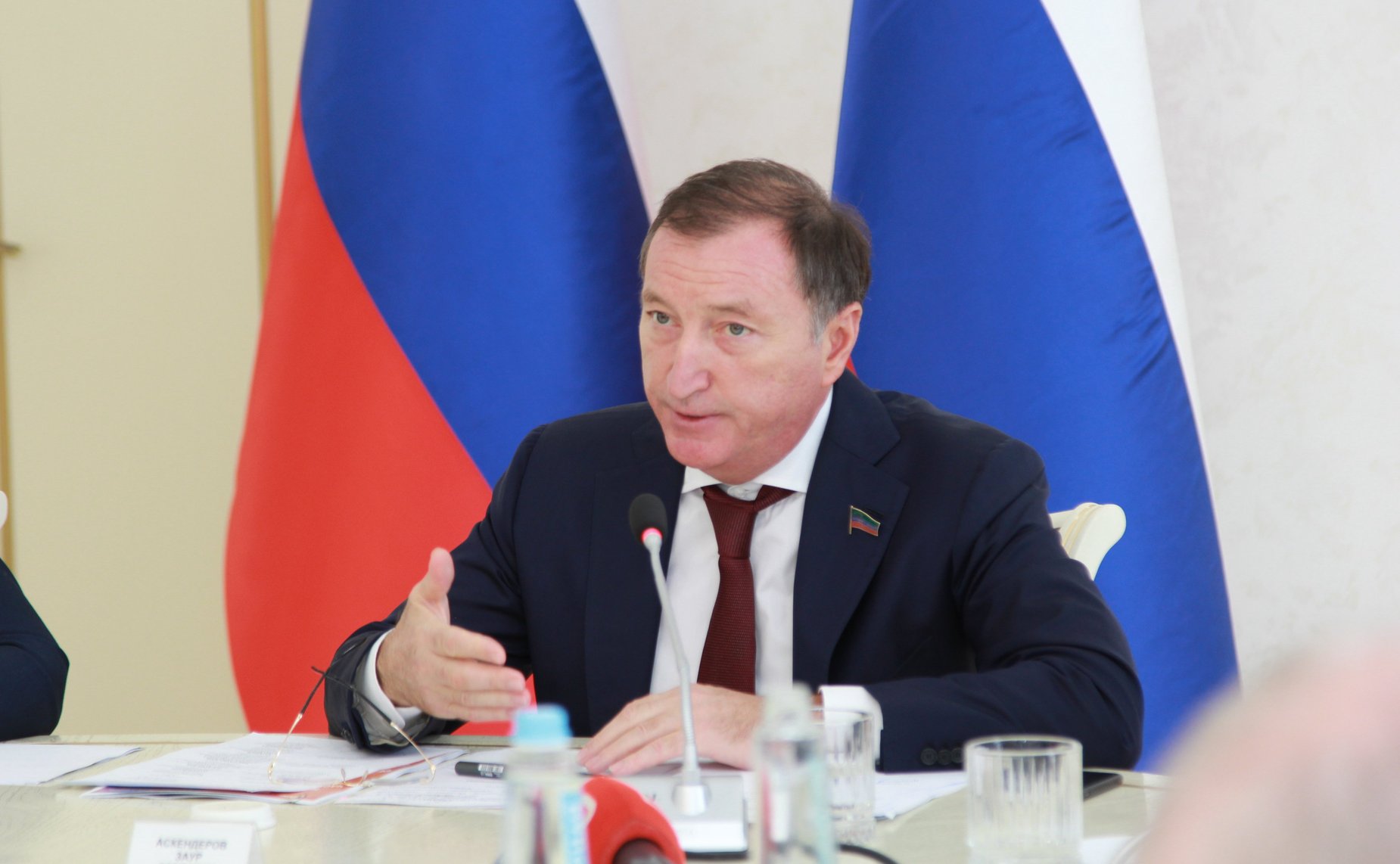 Александр Высокинский выступил на заседании круглого стола «Организационно-правовые условия обеспечения жизнедеятельности и развития горных территорий»