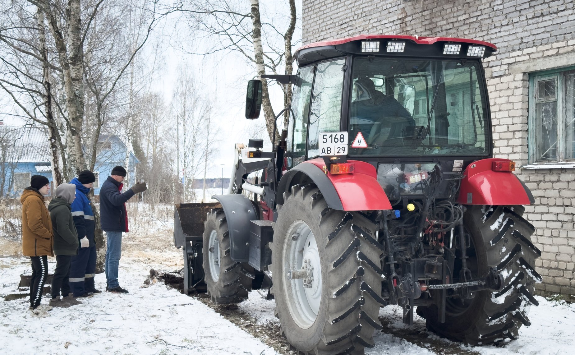 Иван Новиков в рамках работы в регионе посетил Онежский индустриальный техникум