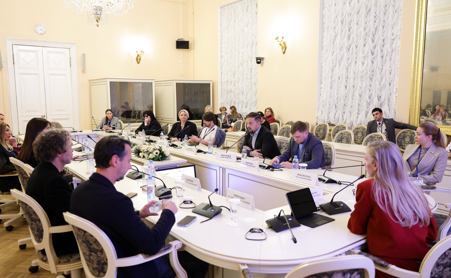 «Создание новой инфраструктуры для построения эффективных экспортных цепочек в странах СНГ». IV Международный Форум «Содружество моды»