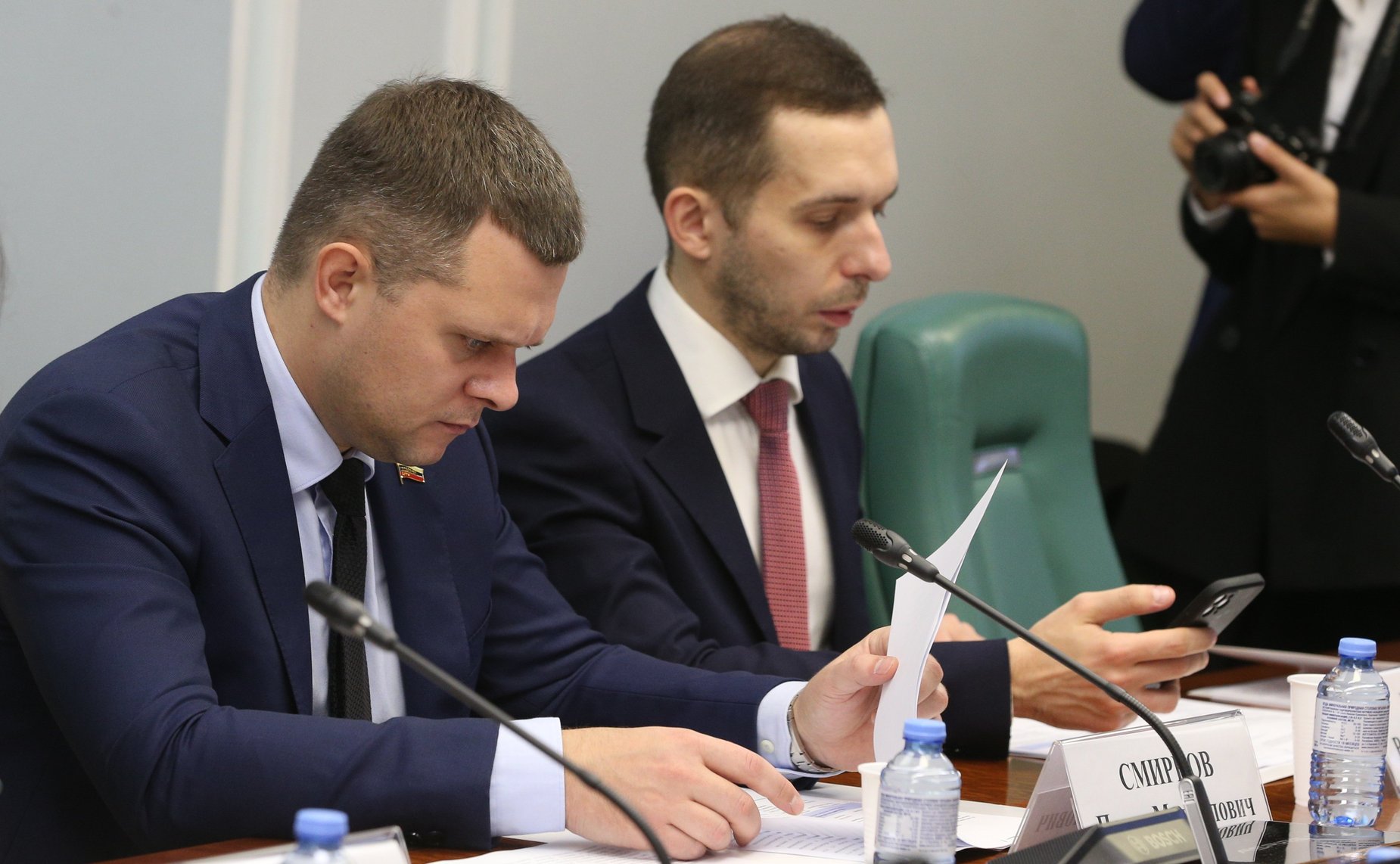 Заседание «круглого стола» с участием членов Палаты молодых законодателей