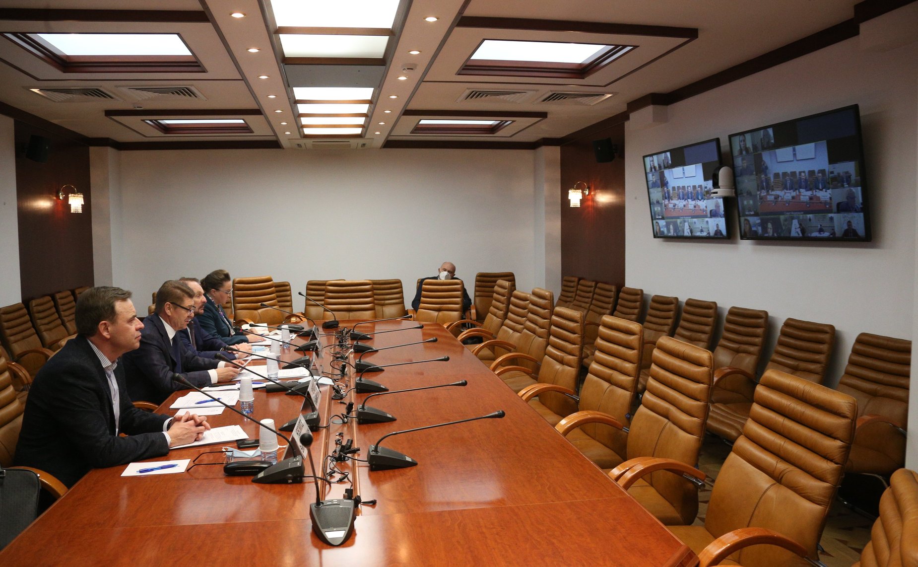 «Круглый стол» на тему «Создание условий для обеспечения жильем граждан в контексте комплексного развития сельских территорий»