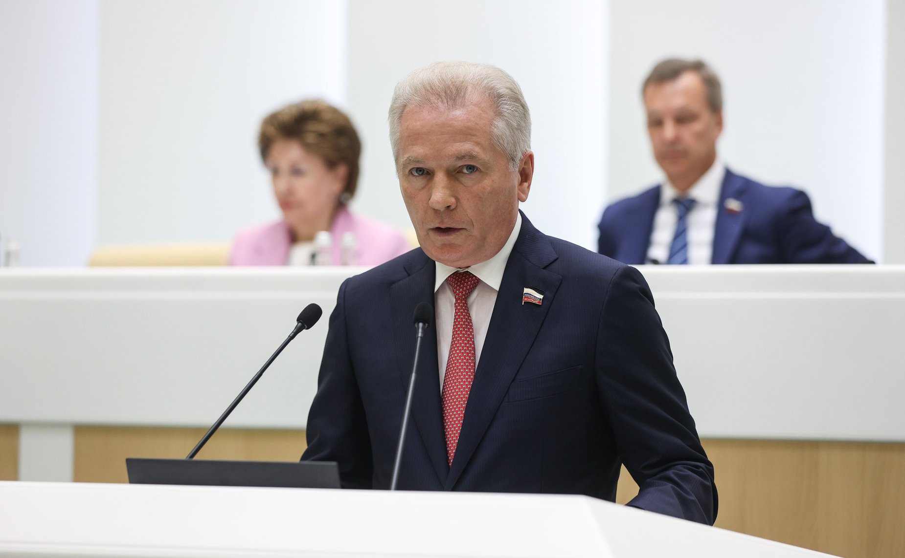 Валерий Пономарев