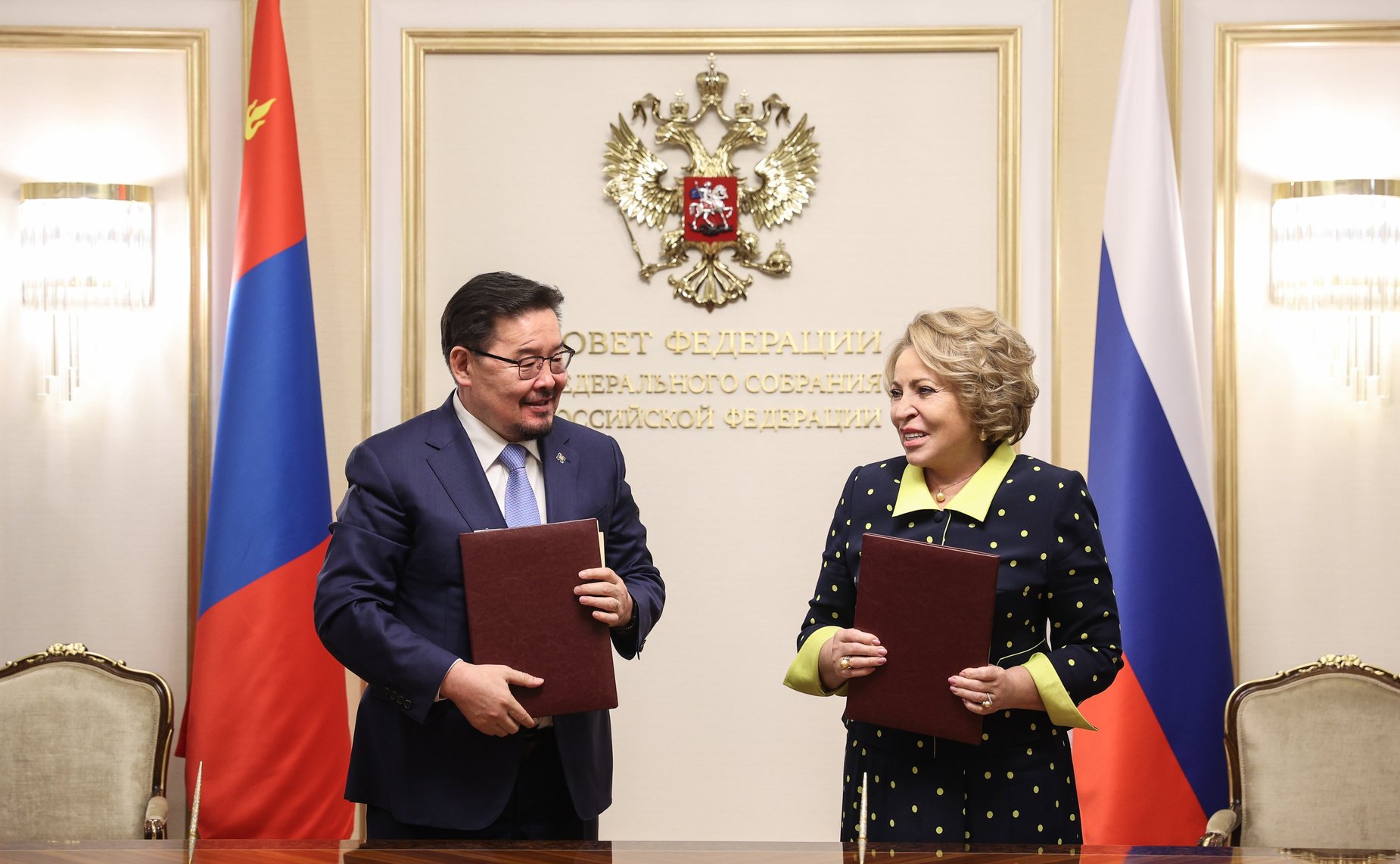 Подписание Положения о деятельности Комиссии по сотрудничеству Федерального Собрания РФ и Великого Государственного Хурала Монголии