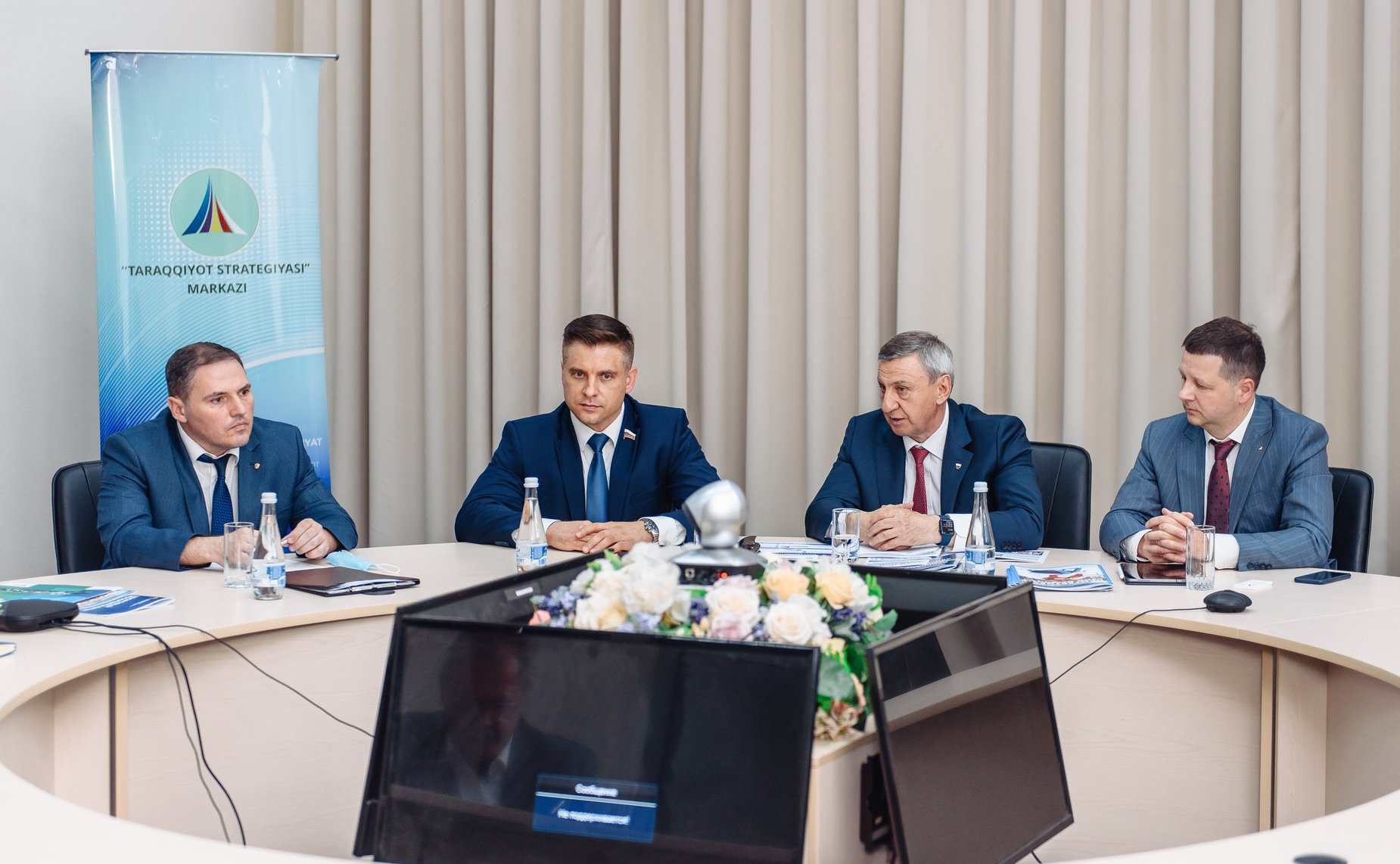 Юрий Архаров принял участие в Международной выставке «Здравоохранение TIHE-2021», проходящей в Ташкенте