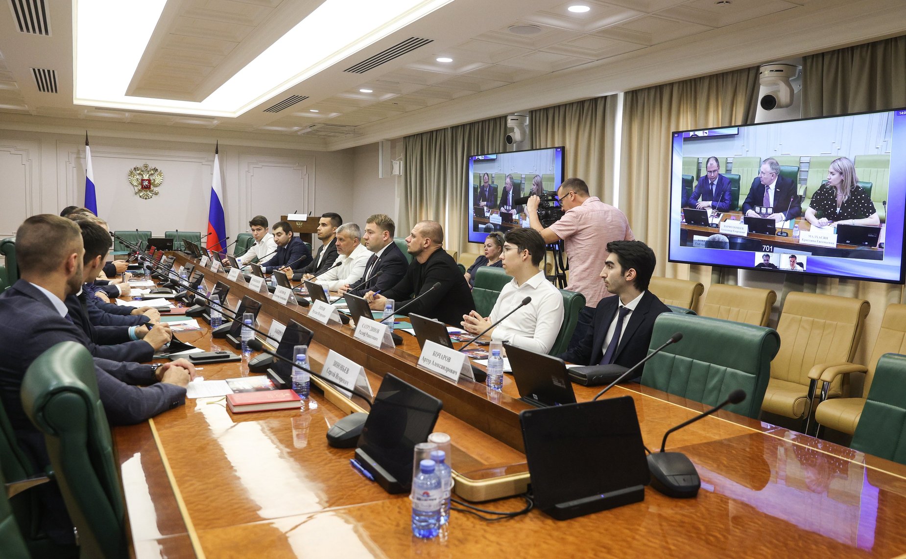 Встреча Палаты молодых законодателей при СФ с представителями общественных организаций